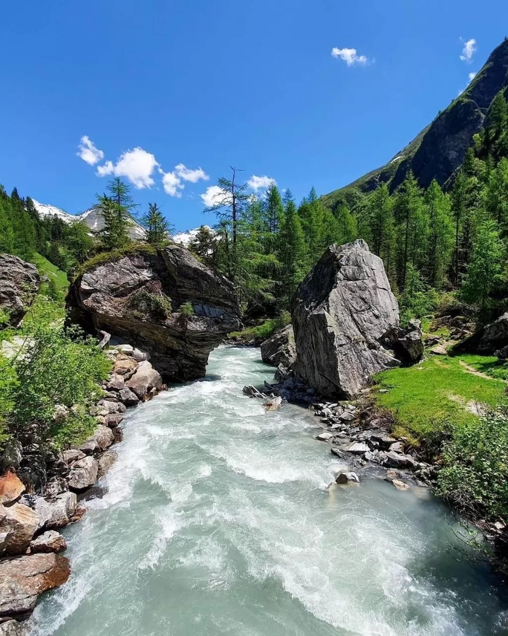 Nearby landmark in AlpenParks Hotel MONTANA