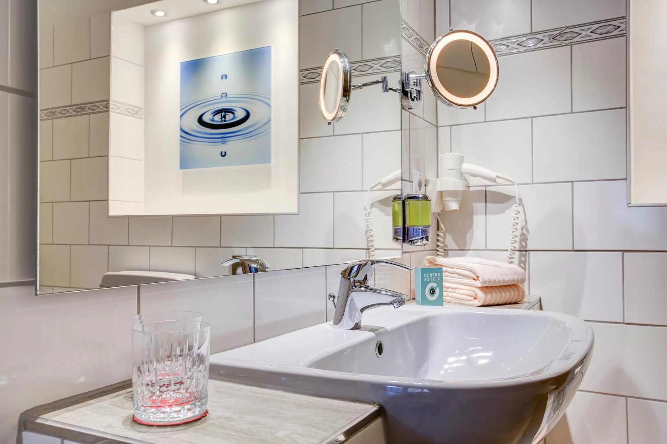 Bathroom in Hotel Consul