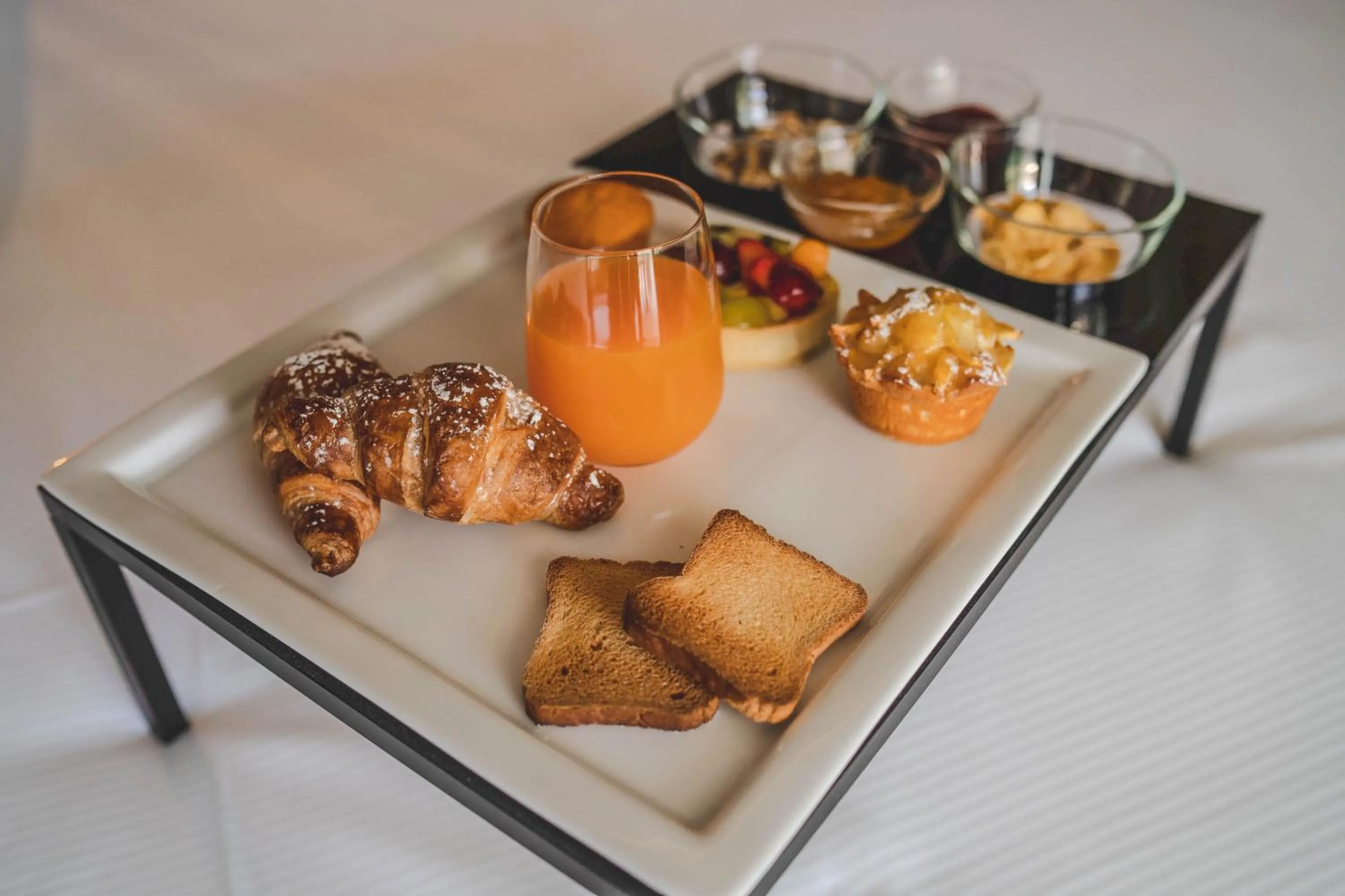 Breakfast in Hotel Niagara