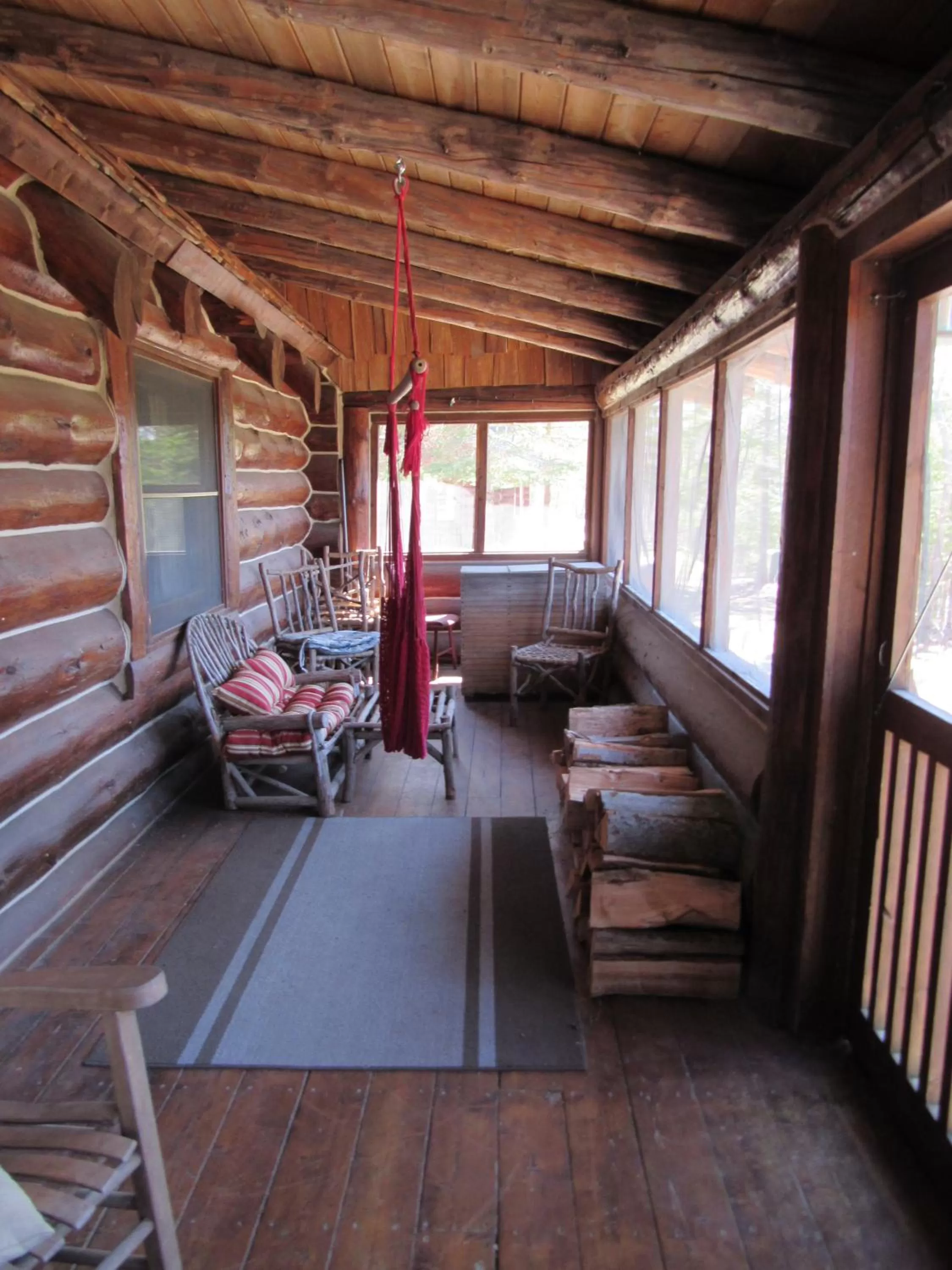 Seating area in Drummond Island Resort