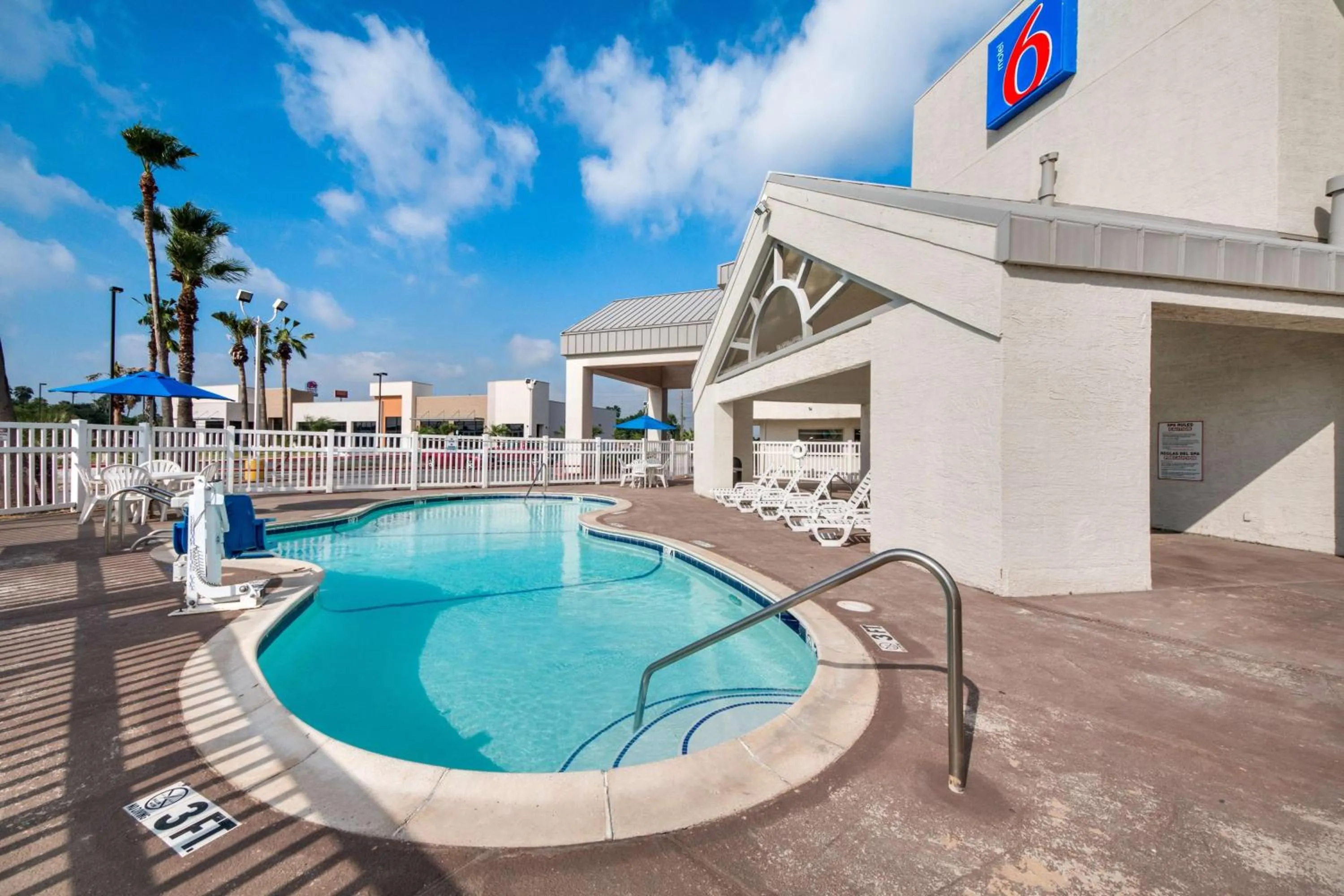 Swimming pool in Motel 6-Brownsville, TX North