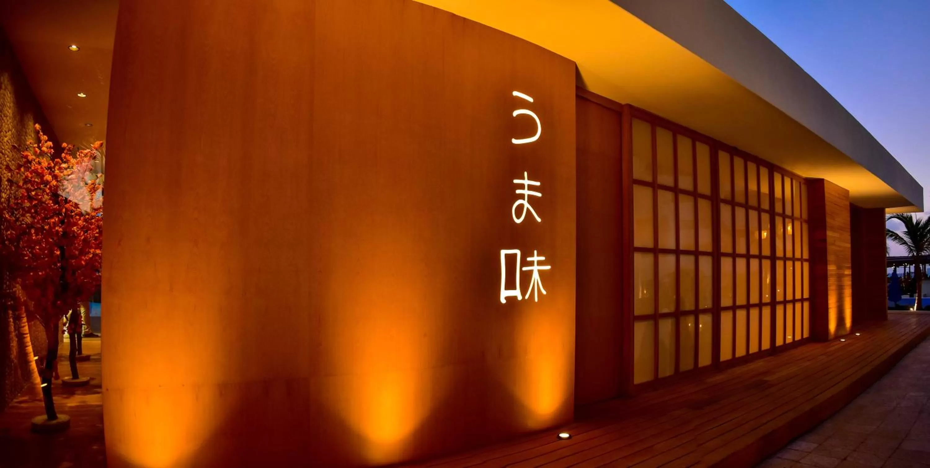 Restaurant/places to eat in Hotel NYX Cancun