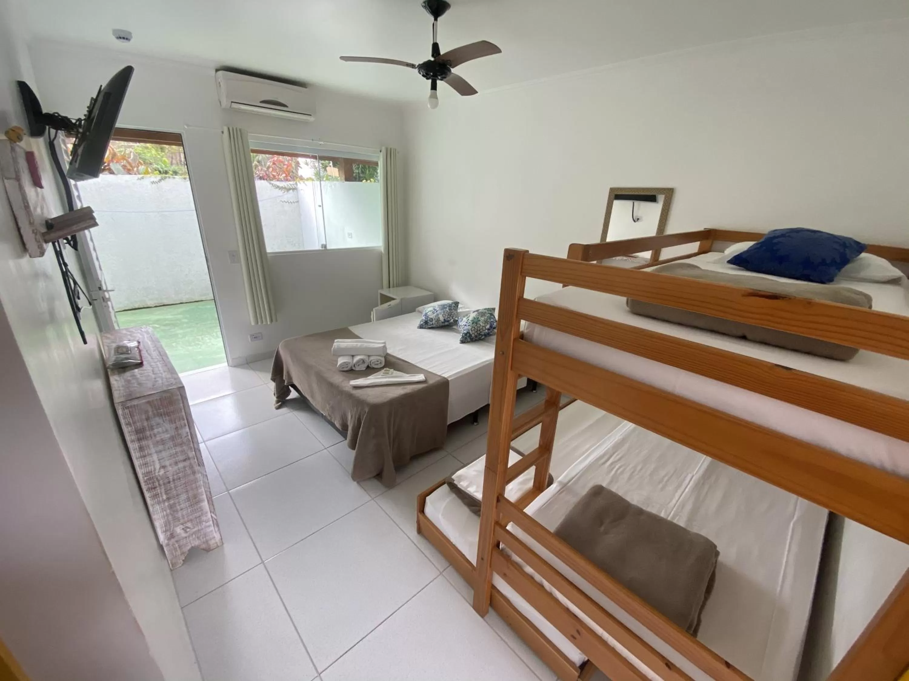 bunk bed, Bed in Hotel e Pousada Pouso54