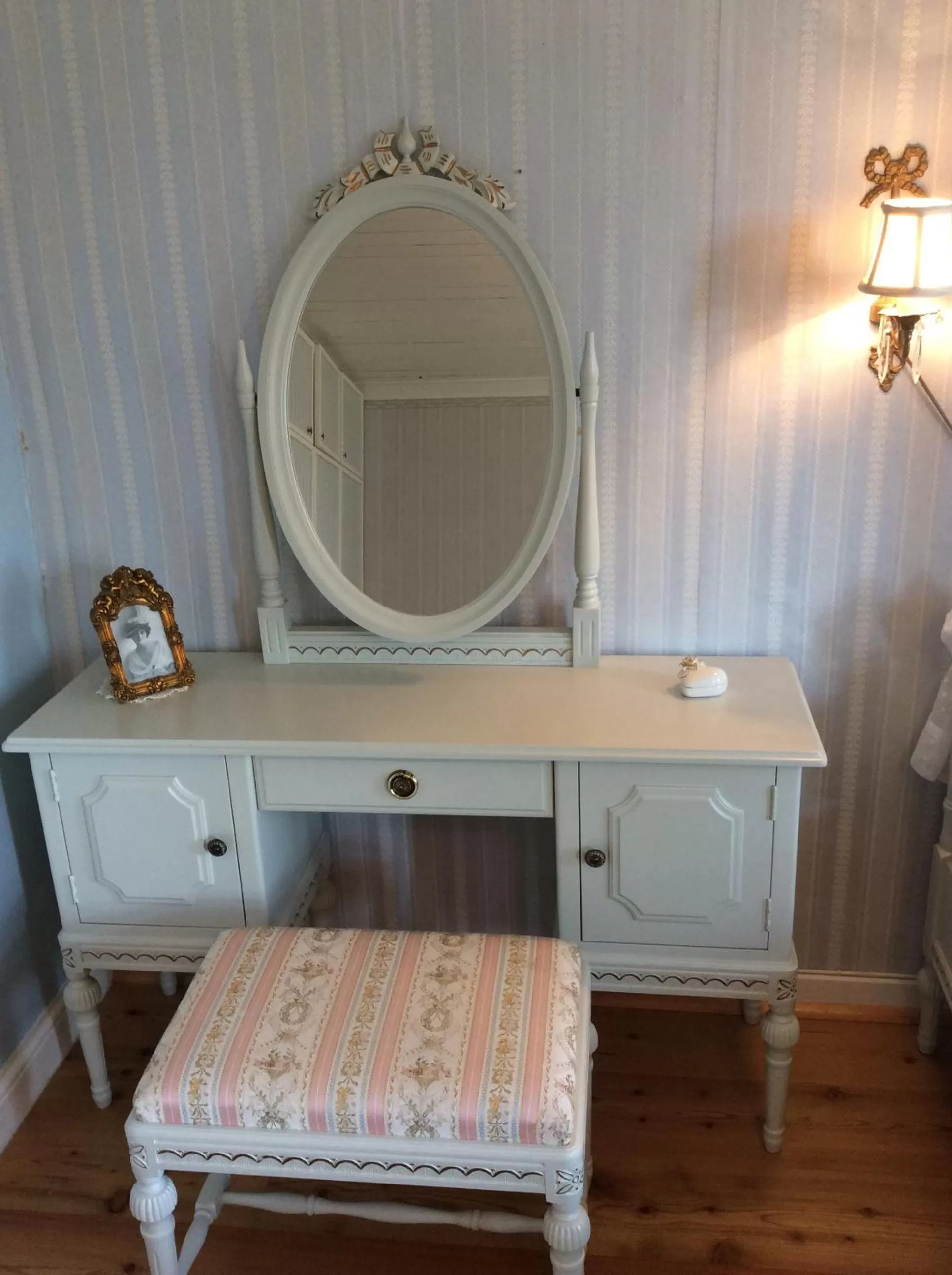 Decorative detail in Tiittalan Kartano