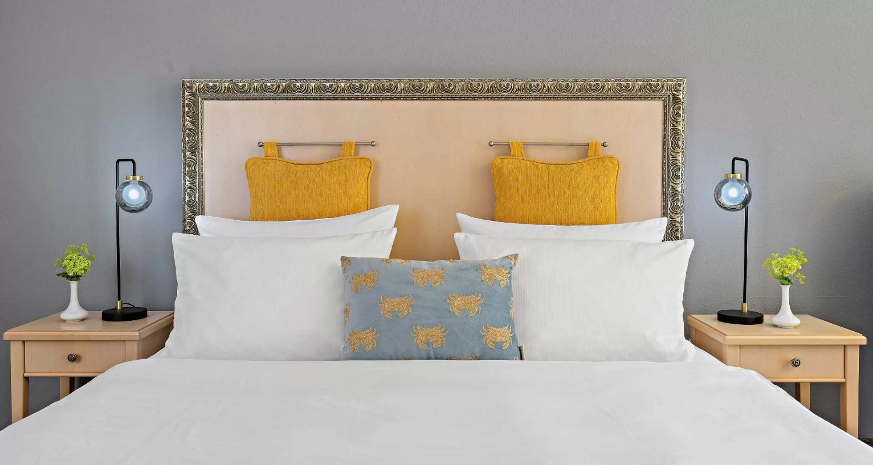 Bed in Hotel St Leonhard