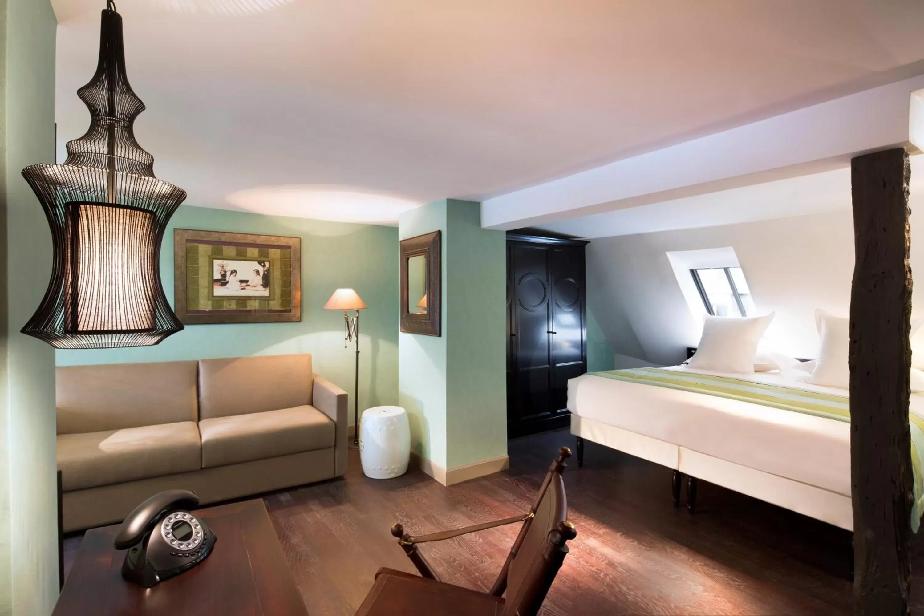 Suite in R. Kipling by Happyculture Suite in R. Kipling by Happyculture