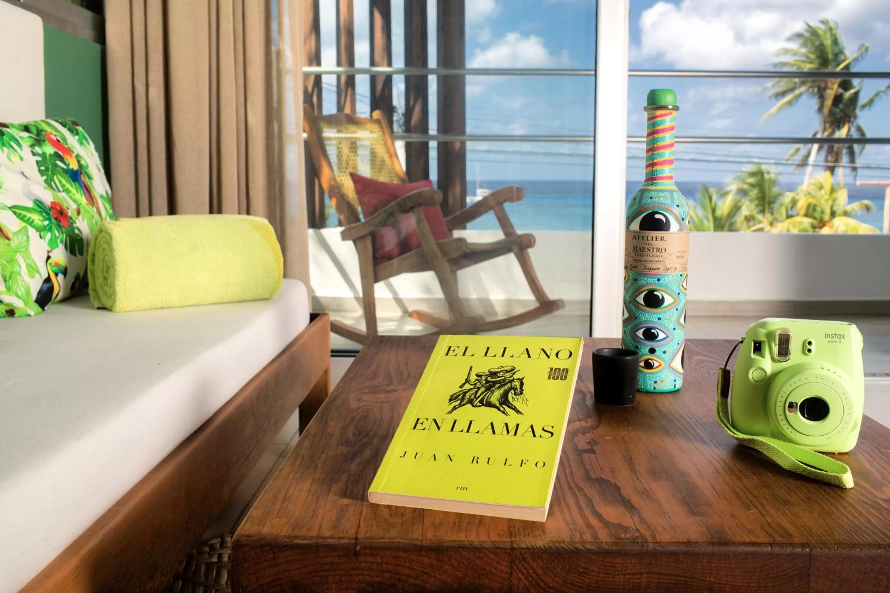 Sea view in Albatros by Bedsfriends