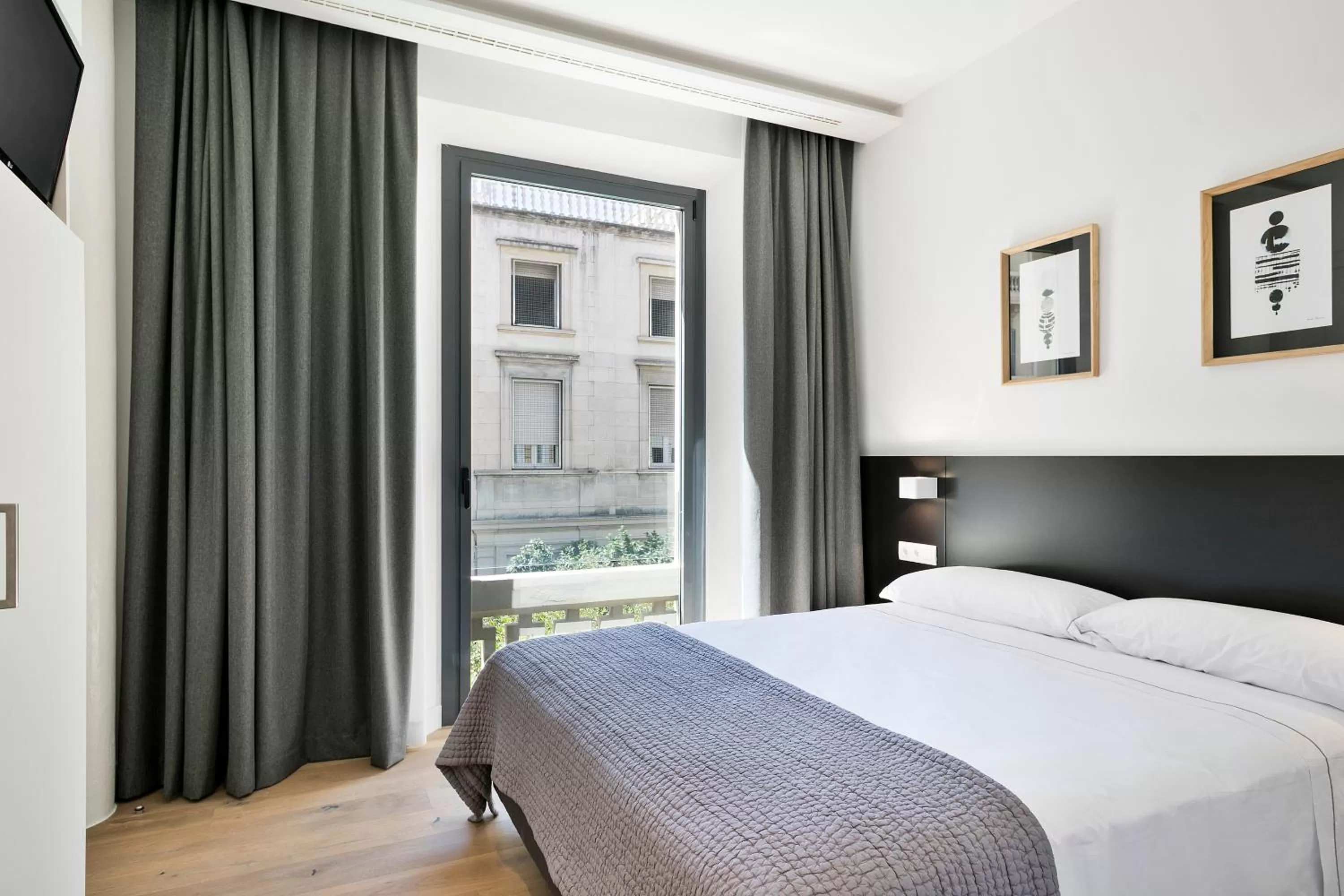 Balcony/Terrace, Bed in Murmuri Residence Mercader