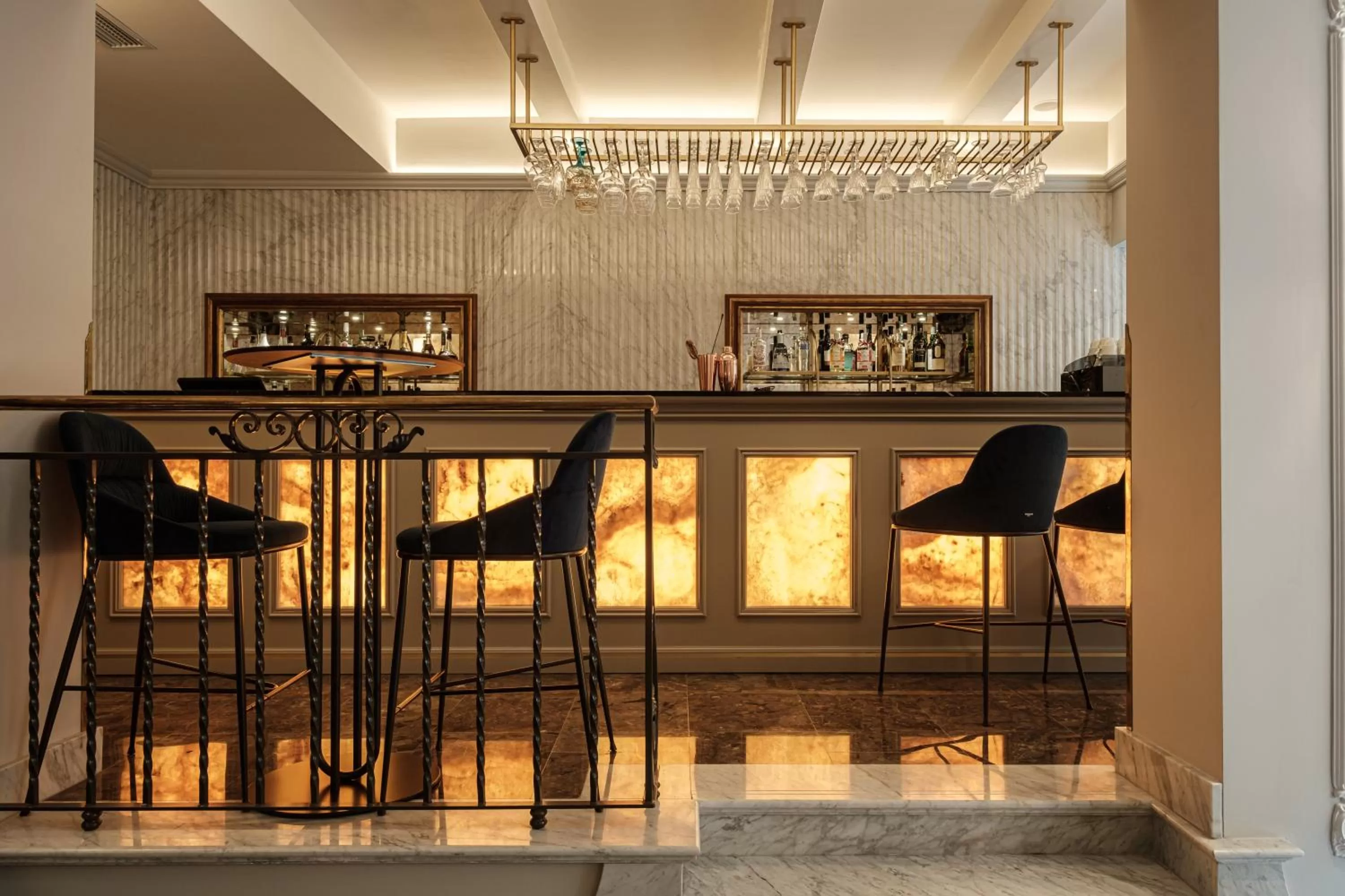 Lounge or bar in The Gomerino Hotel