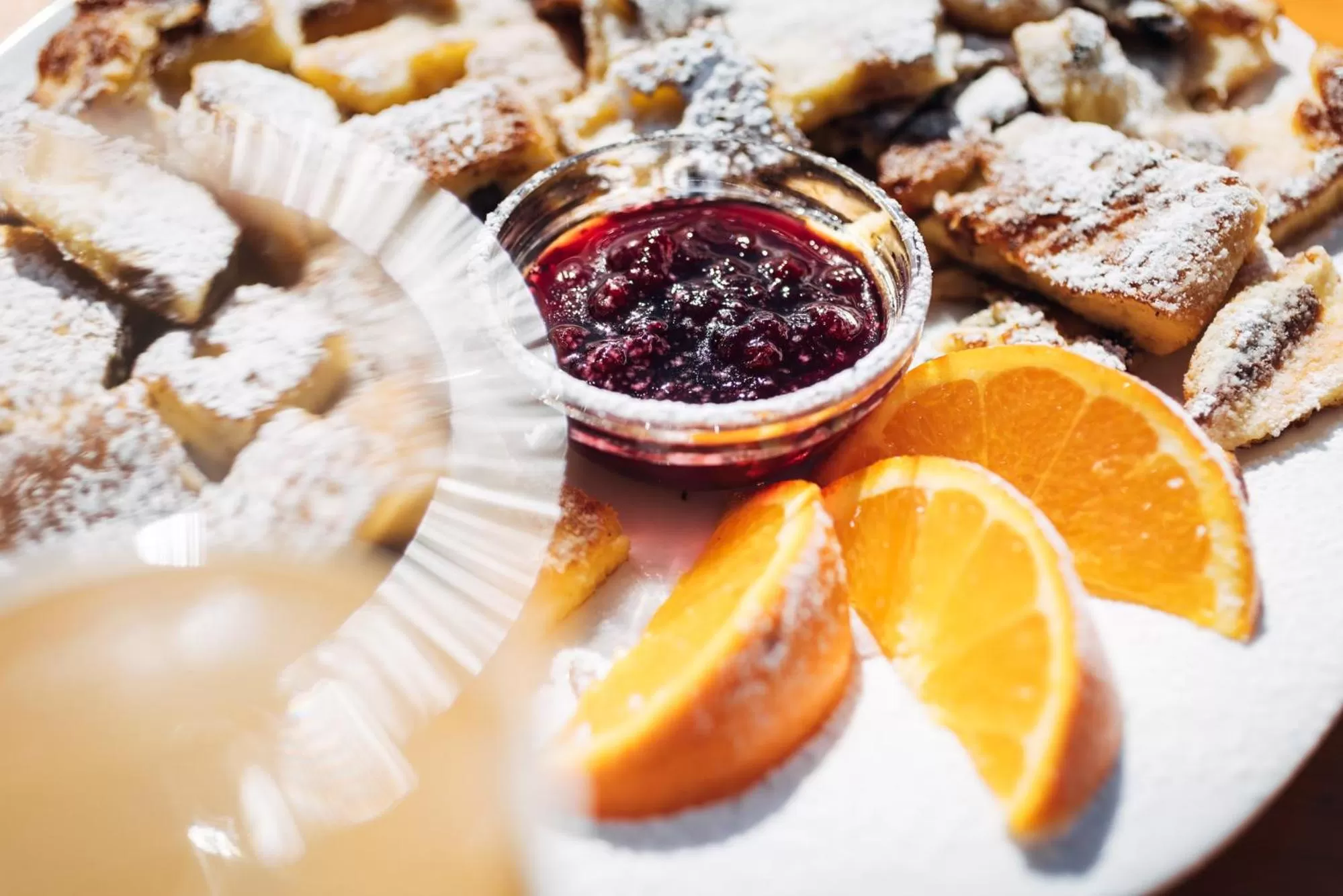 Food and drinks in Hotel Bambi Am Park