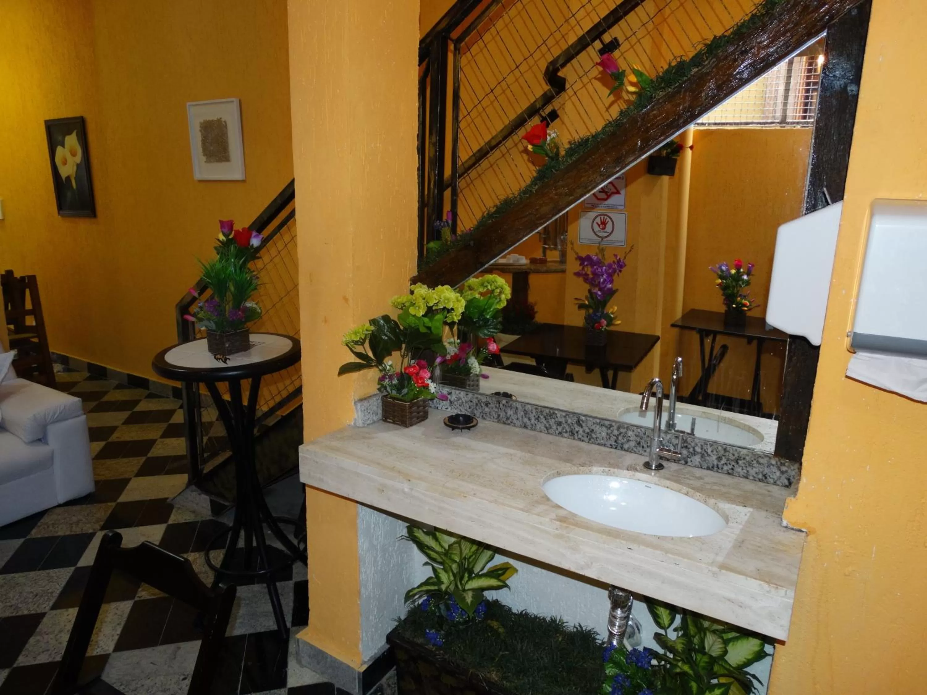 Lobby or reception, Bathroom in Hotel Praça Orione