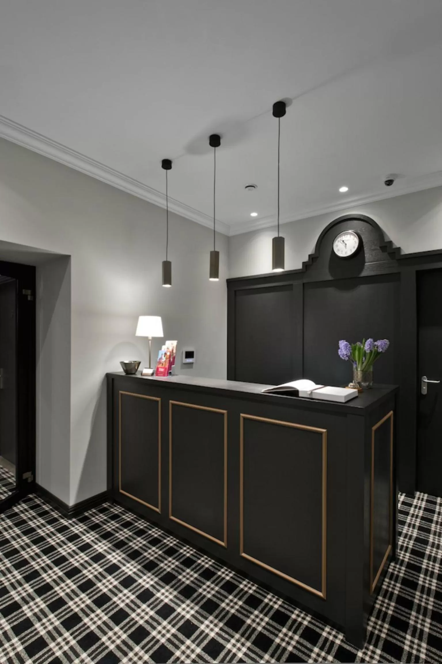 Lobby or reception in 15th Avenue