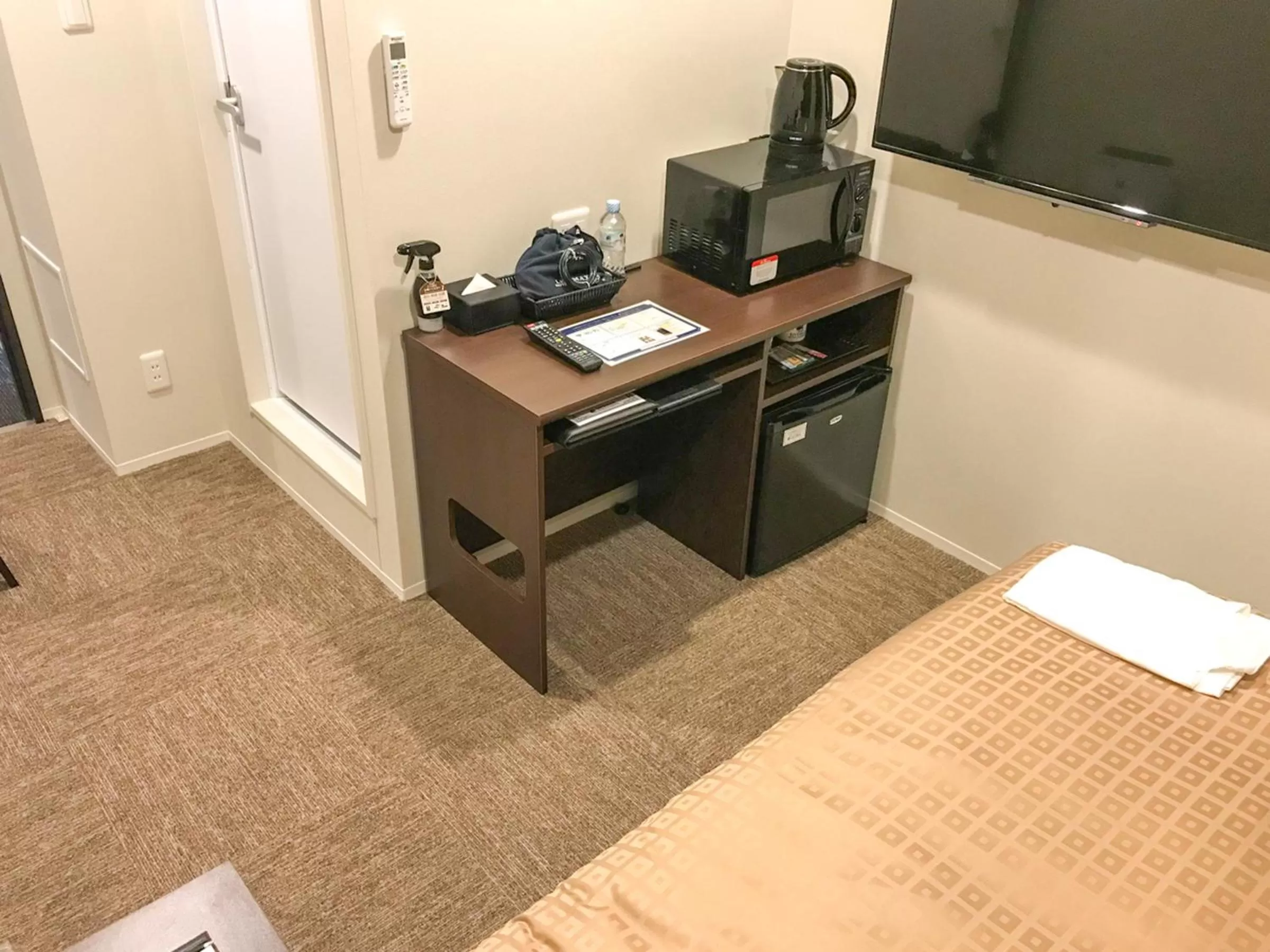 TV and multimedia, Bed in Hotel Livemax Toyama