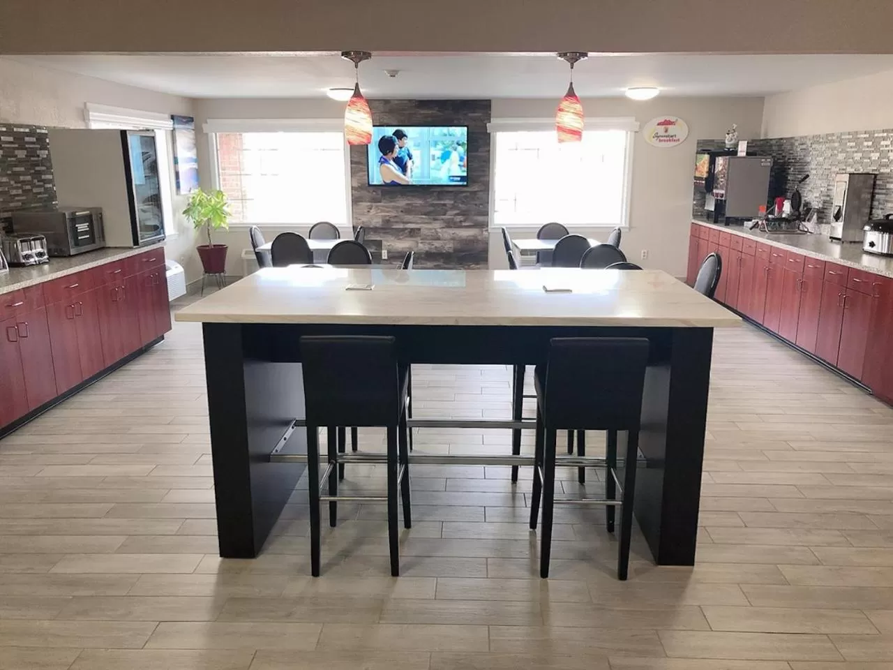 American breakfast in Super 8 by Wyndham Marysville