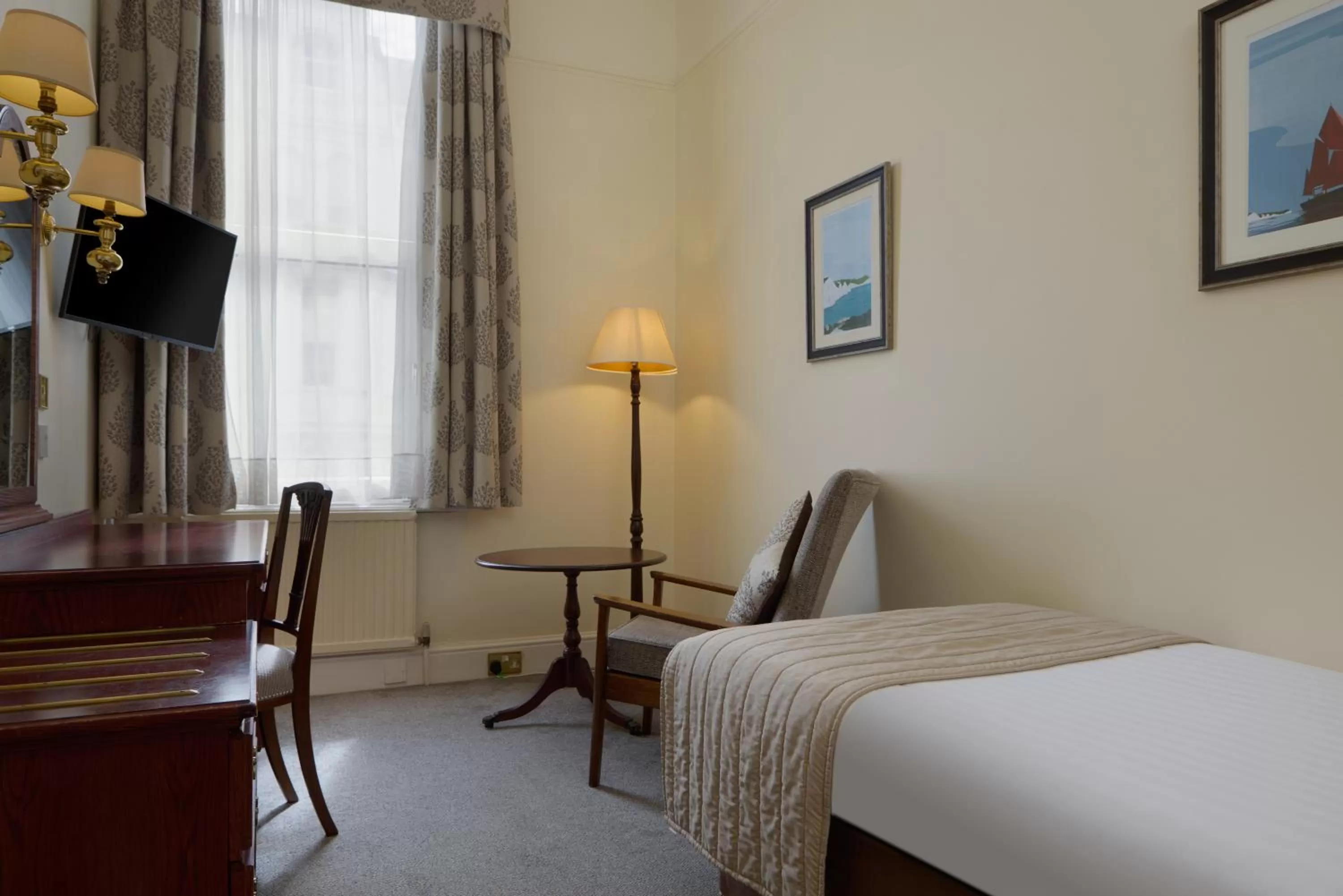 Bedroom, Bed in The Lansdowne, Eastbourne