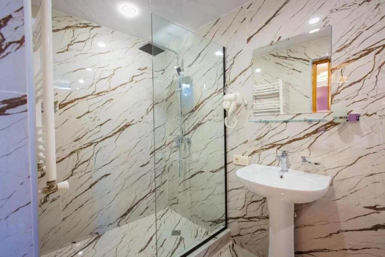 Bathroom in Hotel Mestia Inn