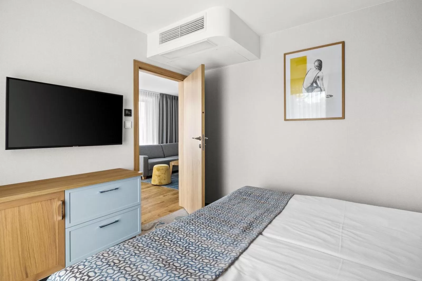 Bed in Maloves Resort & Spa