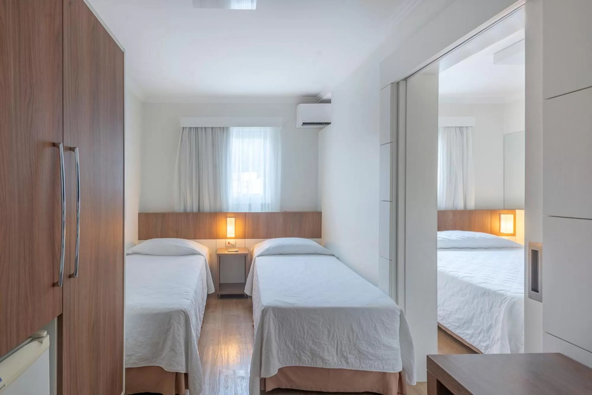 Bed in Hotel Glória