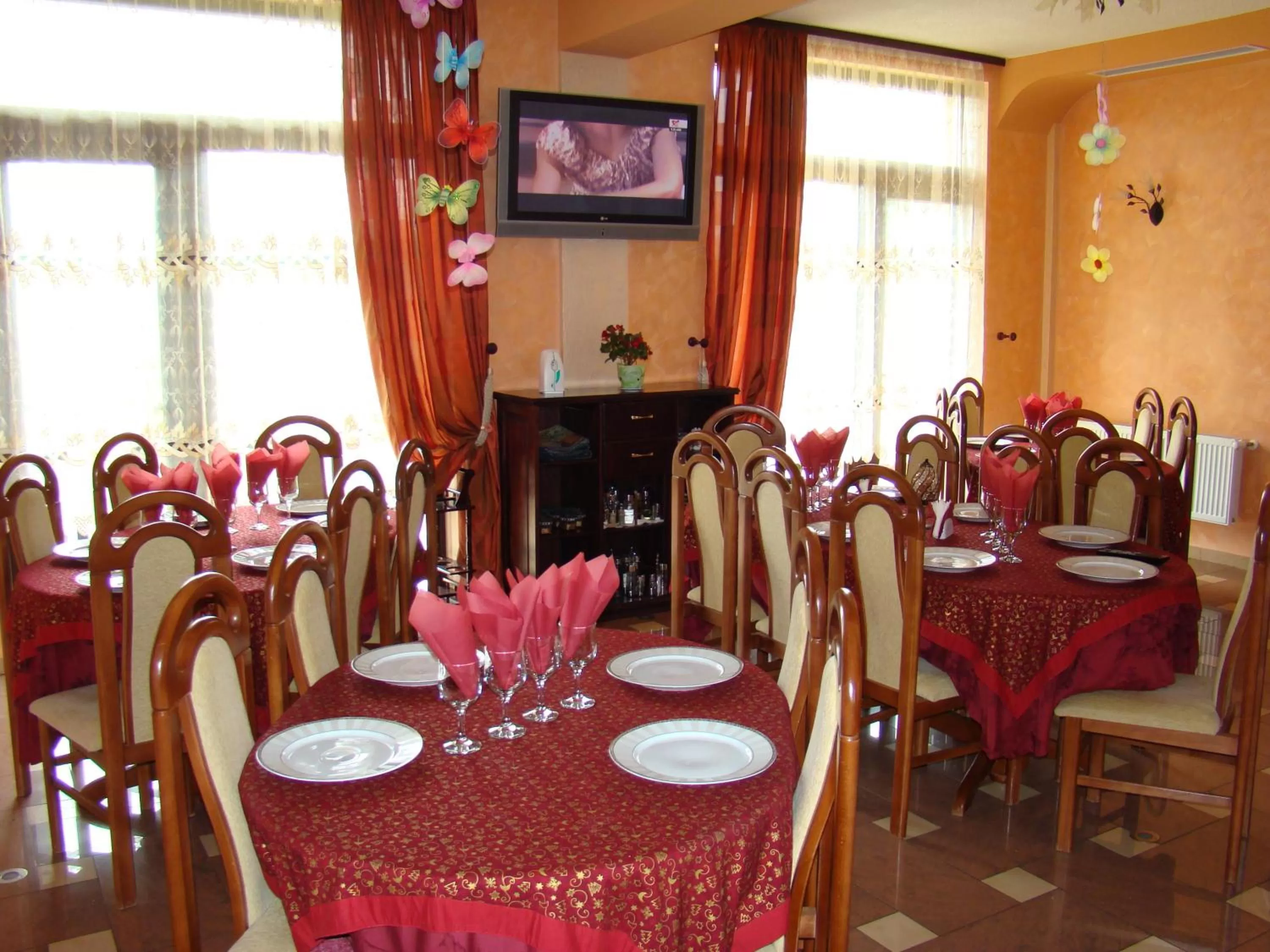 Restaurant/Places to Eat in Complex Turistic Le Baron