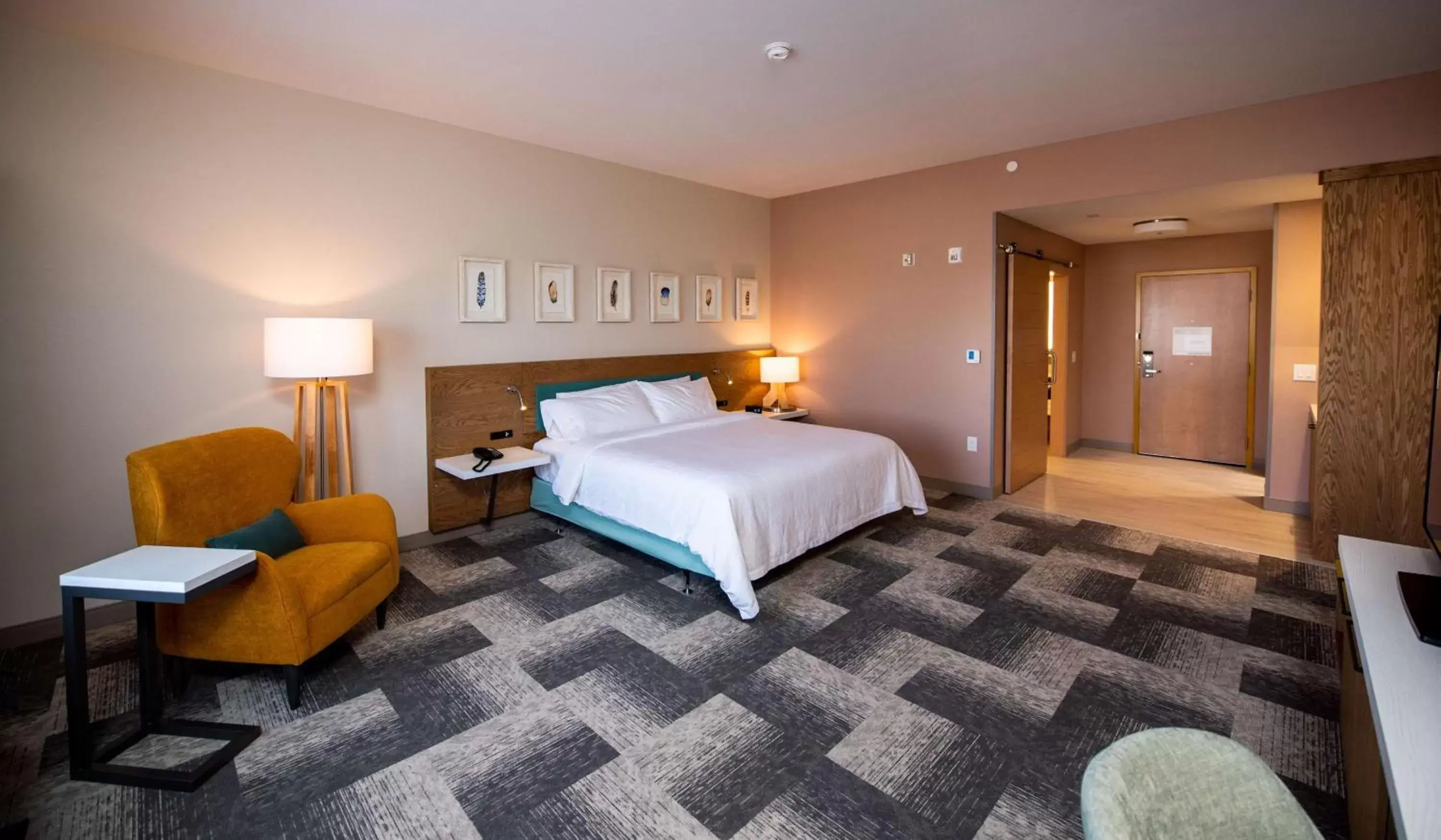 King Room with Roll-In Shower - Mobility Access in Hilton Garden Inn Moncton Downtown, Nb King Room with Roll-In Shower - Mobility Access in Hilton Garden Inn Moncton Downtown, Nb