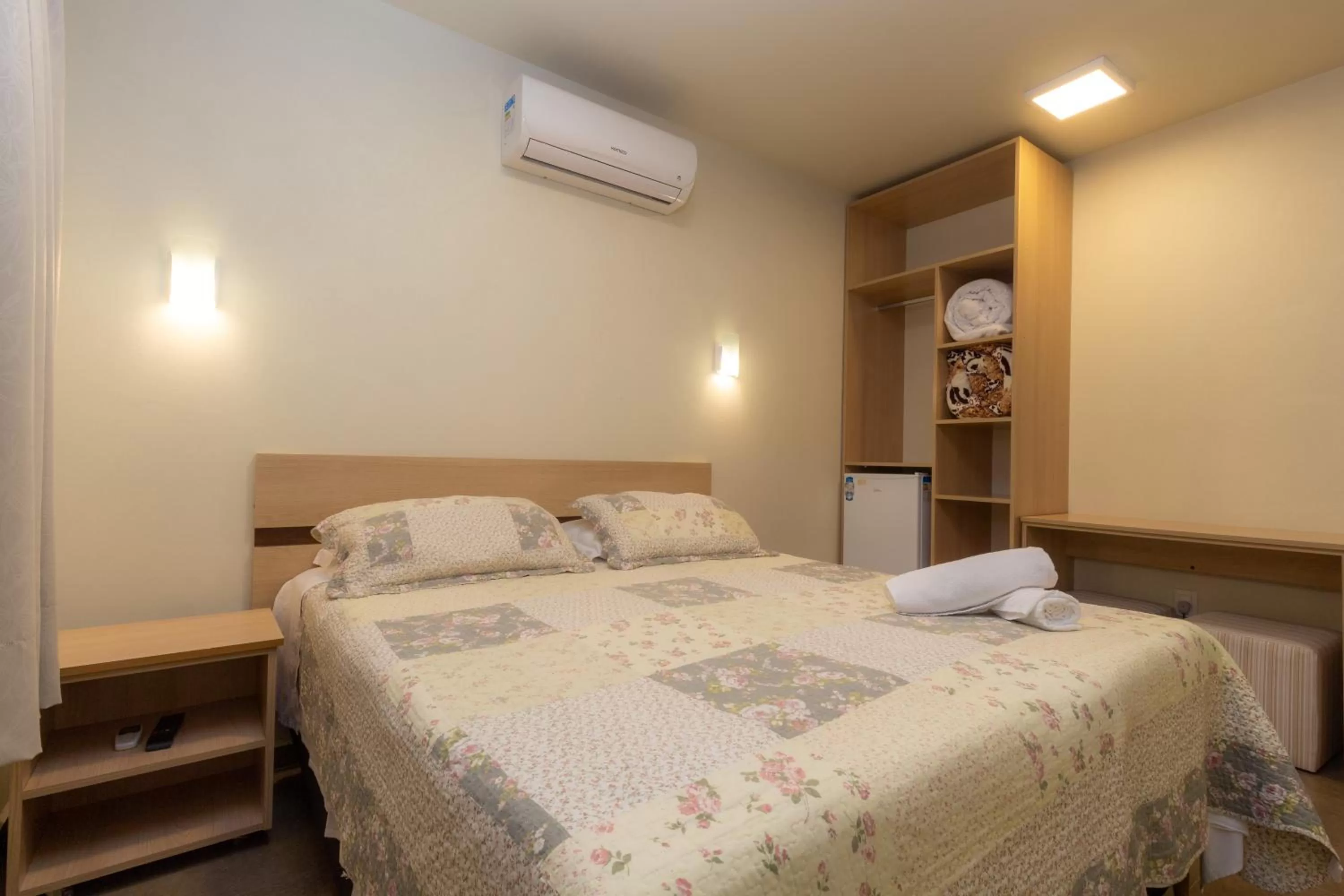 Bed in Hotel Park Haus