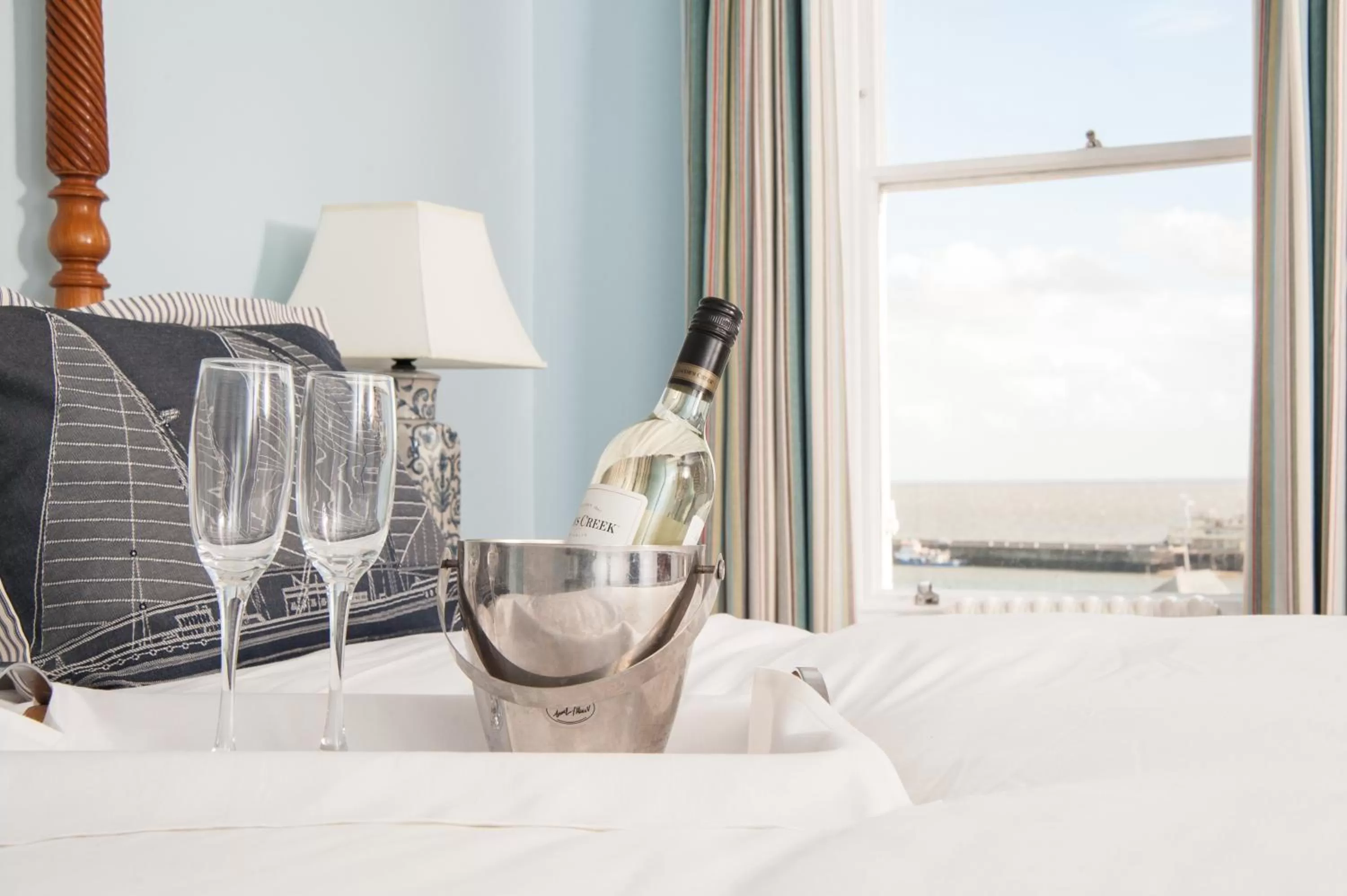 Bedroom, Bed in The Royal Harbour Hotel