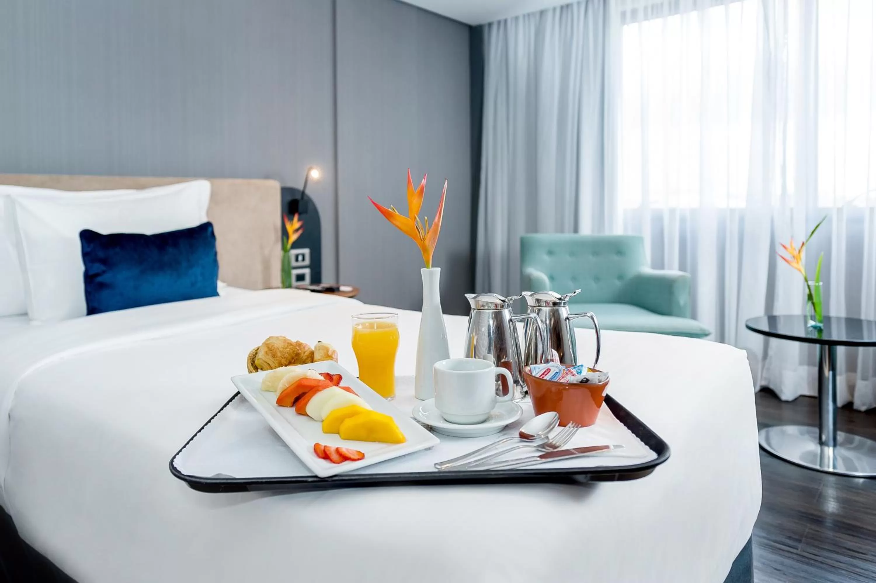 Photo of the whole room, Bed in Grand Mercure Brasilia Eixo Monumental