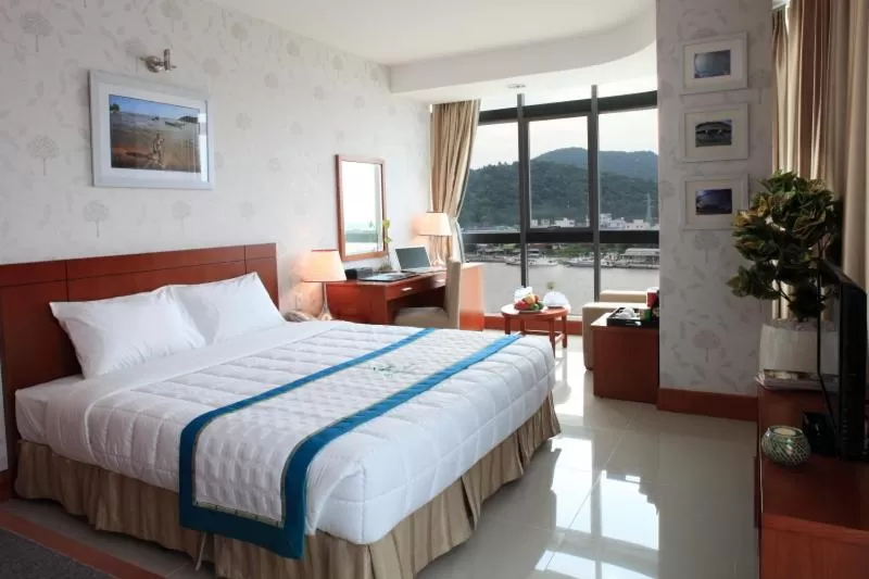 Bedroom in River Hotel