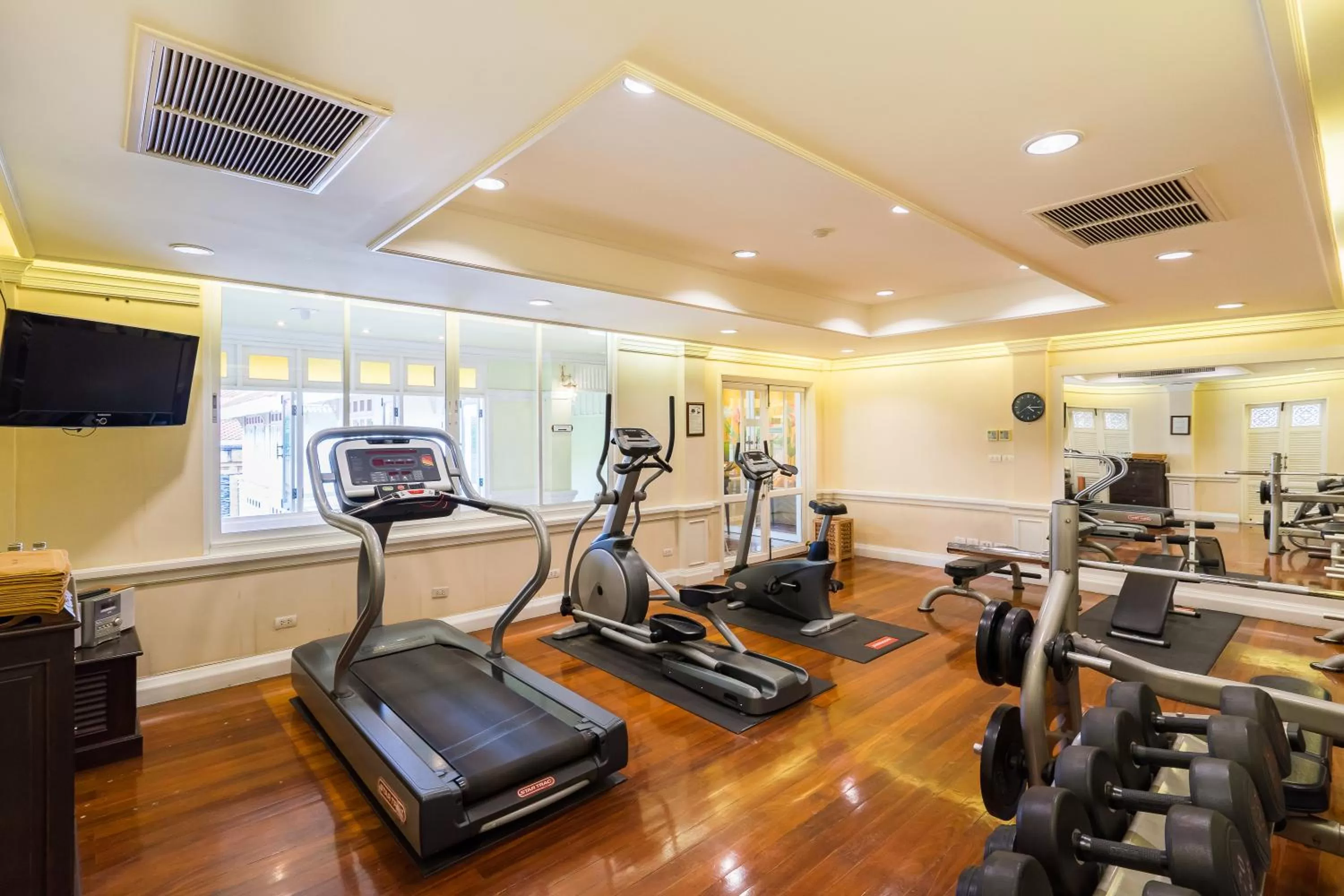 Fitness centre/facilities in Wora Bura Hua Hin Resort & Spa