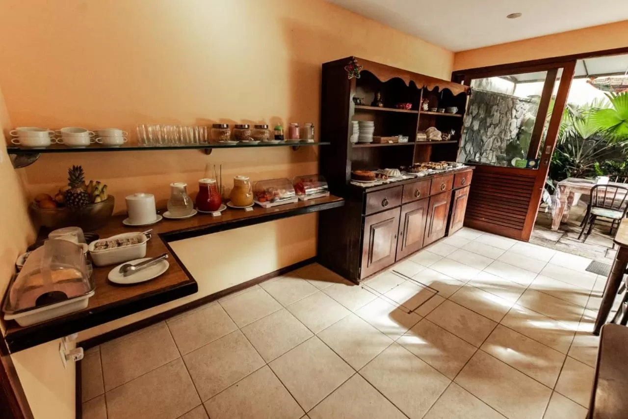 Kitchen/Kitchenette in Hotel Pedra da Concha