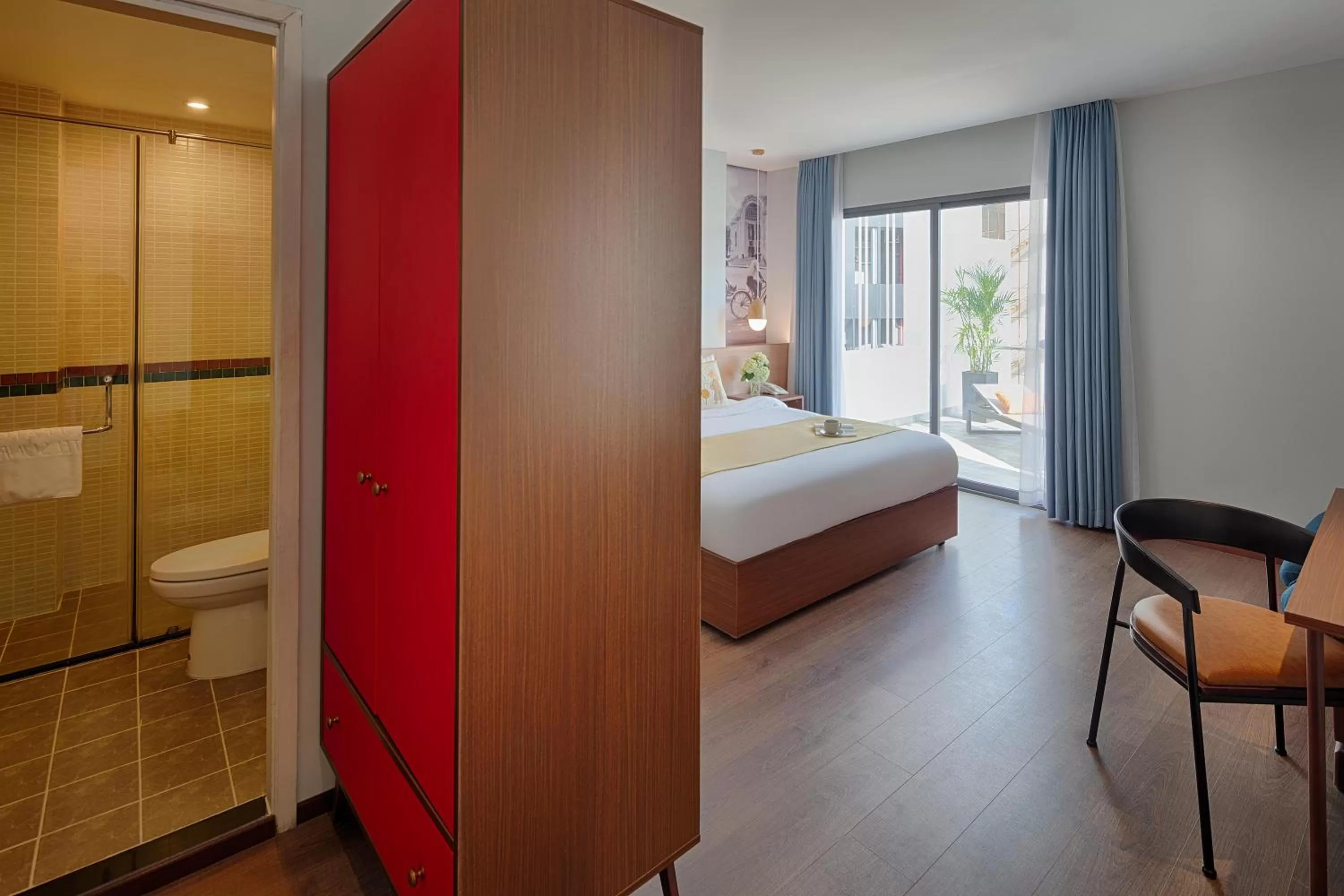 Photo of the whole room, Bed in Little Saigon Boutique Hotel