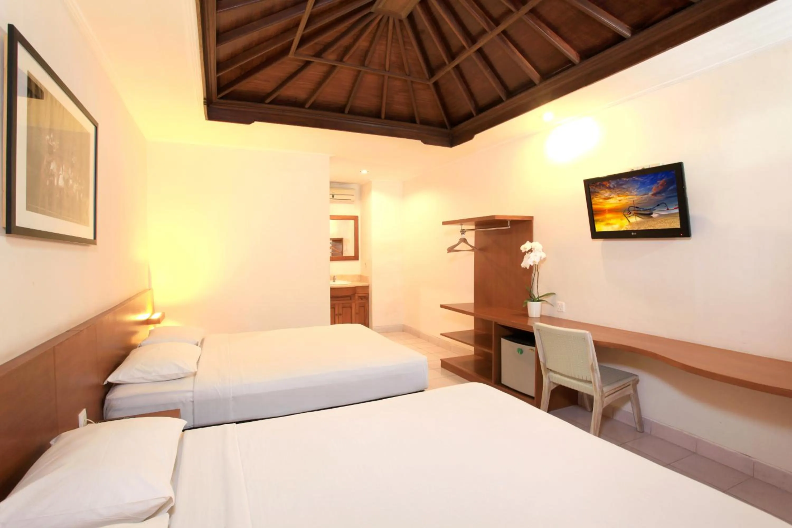 Standard Family Room in Matahari Bungalow Hotel