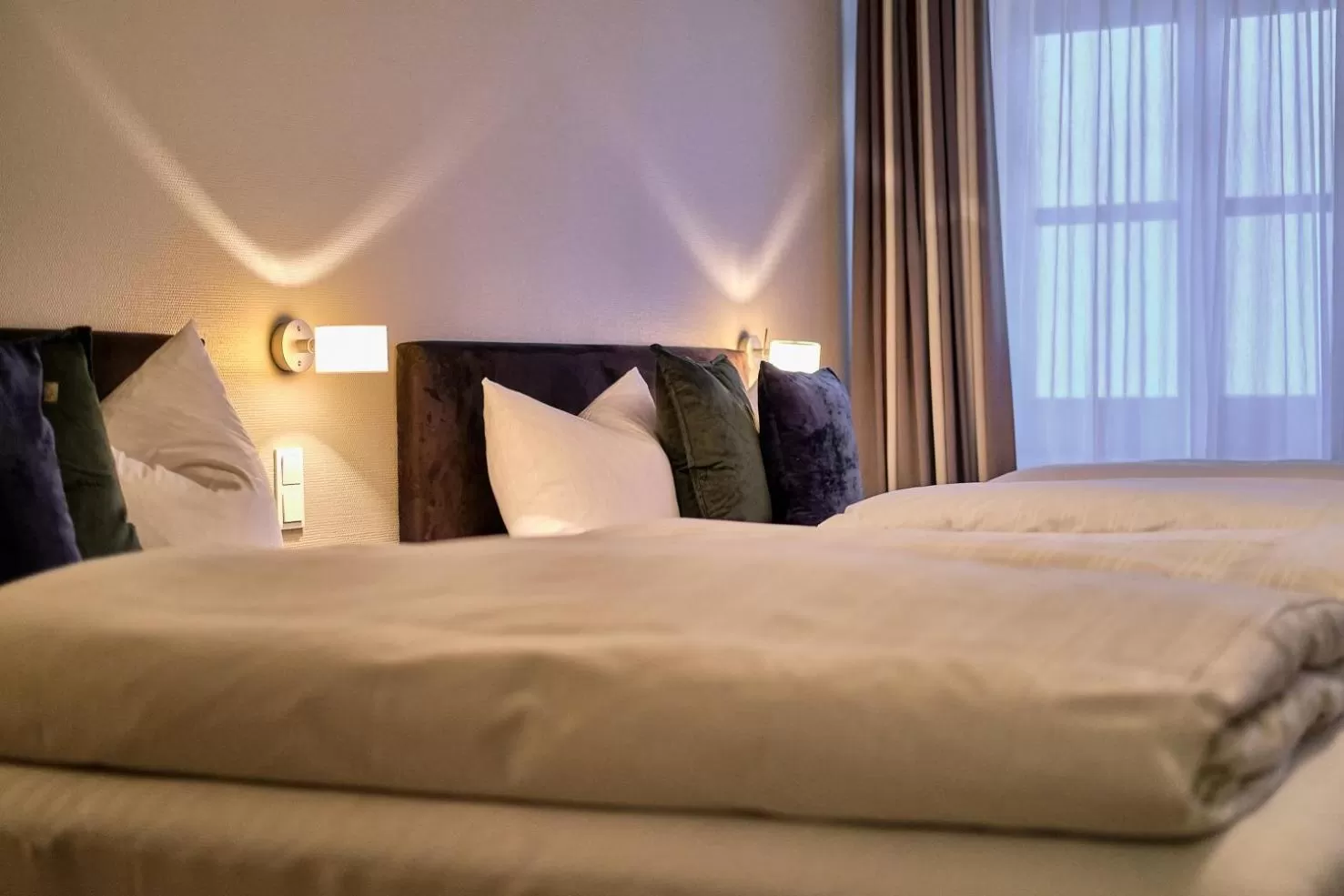 Bedroom, Bed in Hotel Roter Hahn