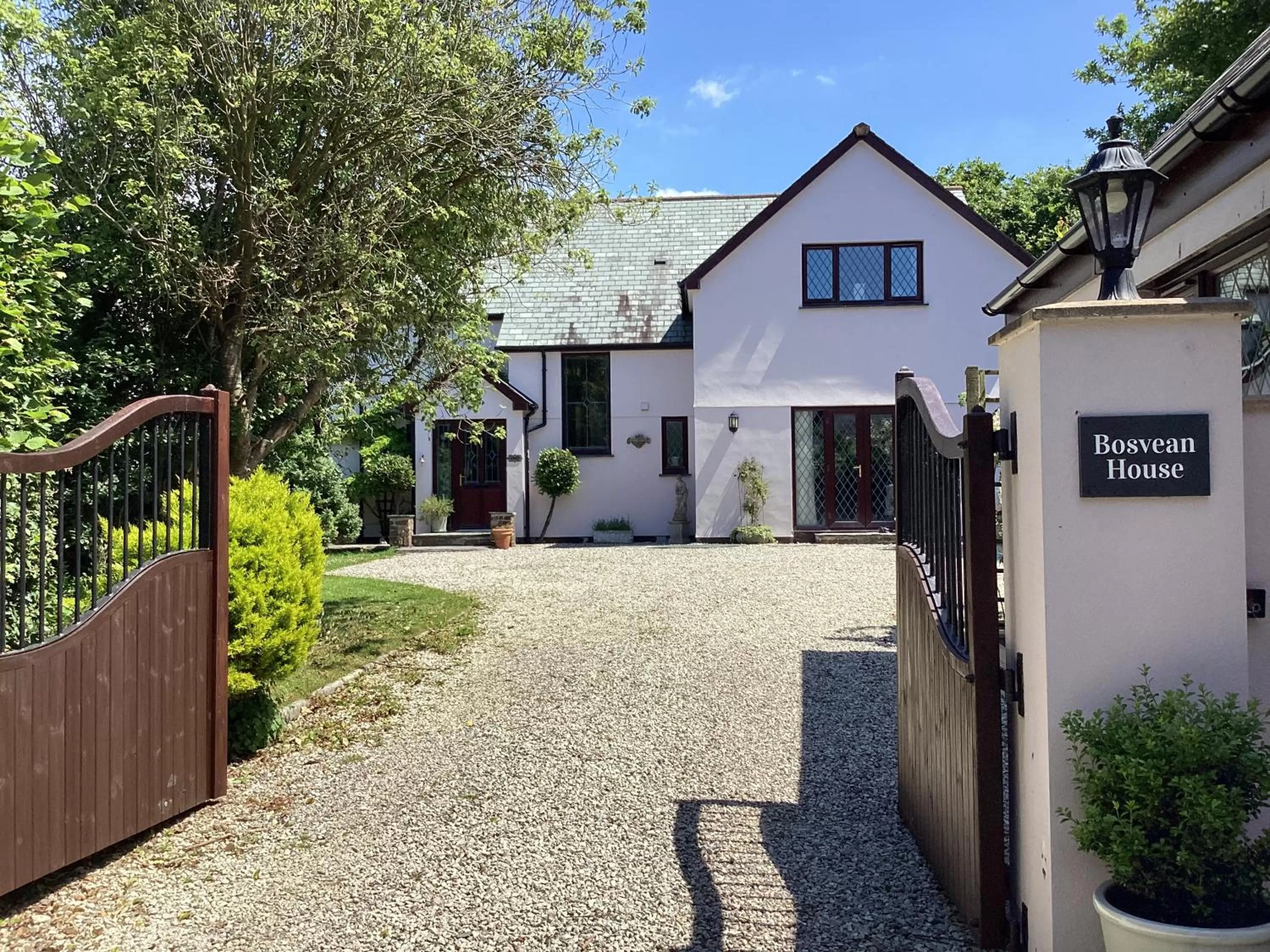 Bosvean House Bed & Breakfast