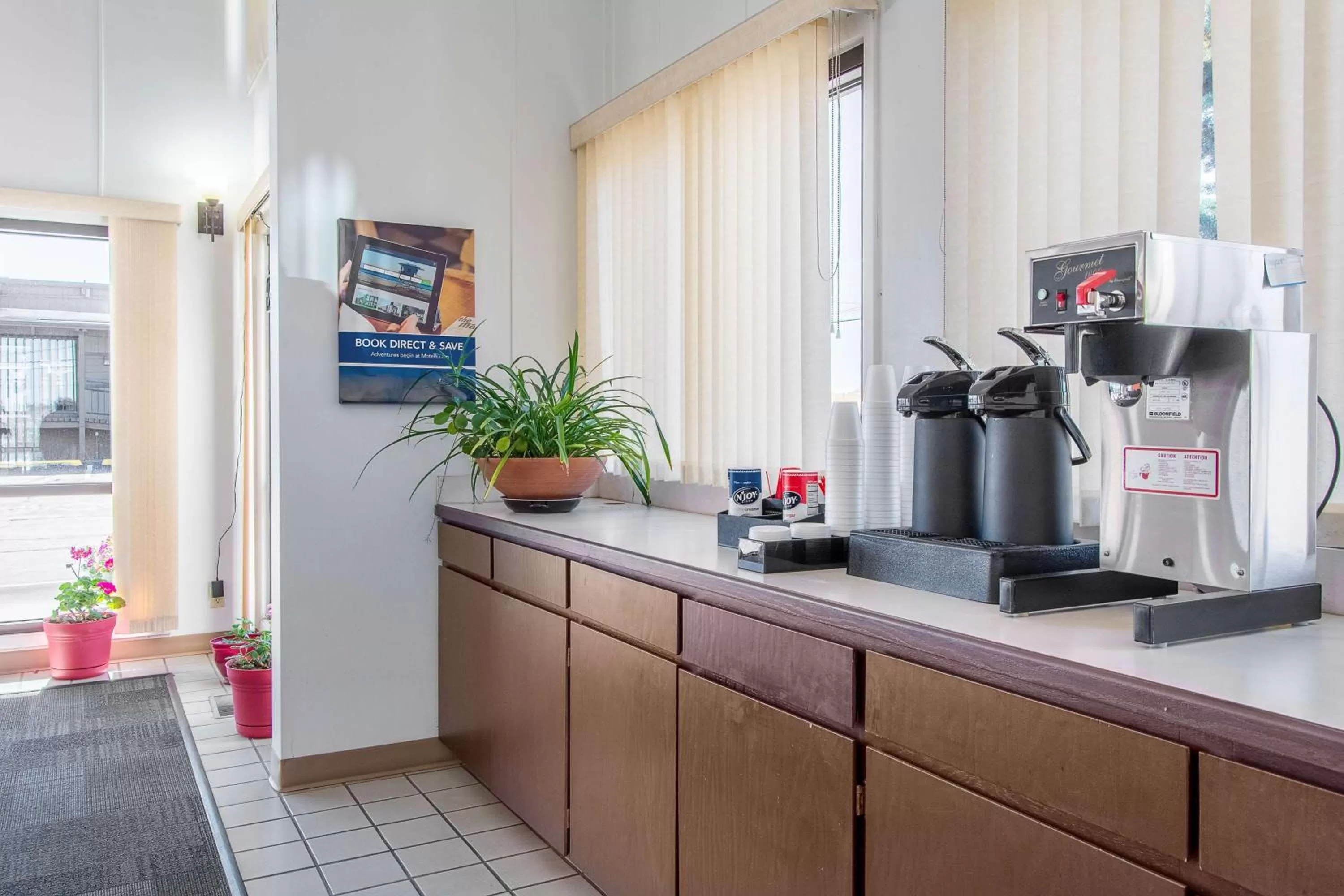 Restaurant/places to eat in Motel 6-Madras, OR