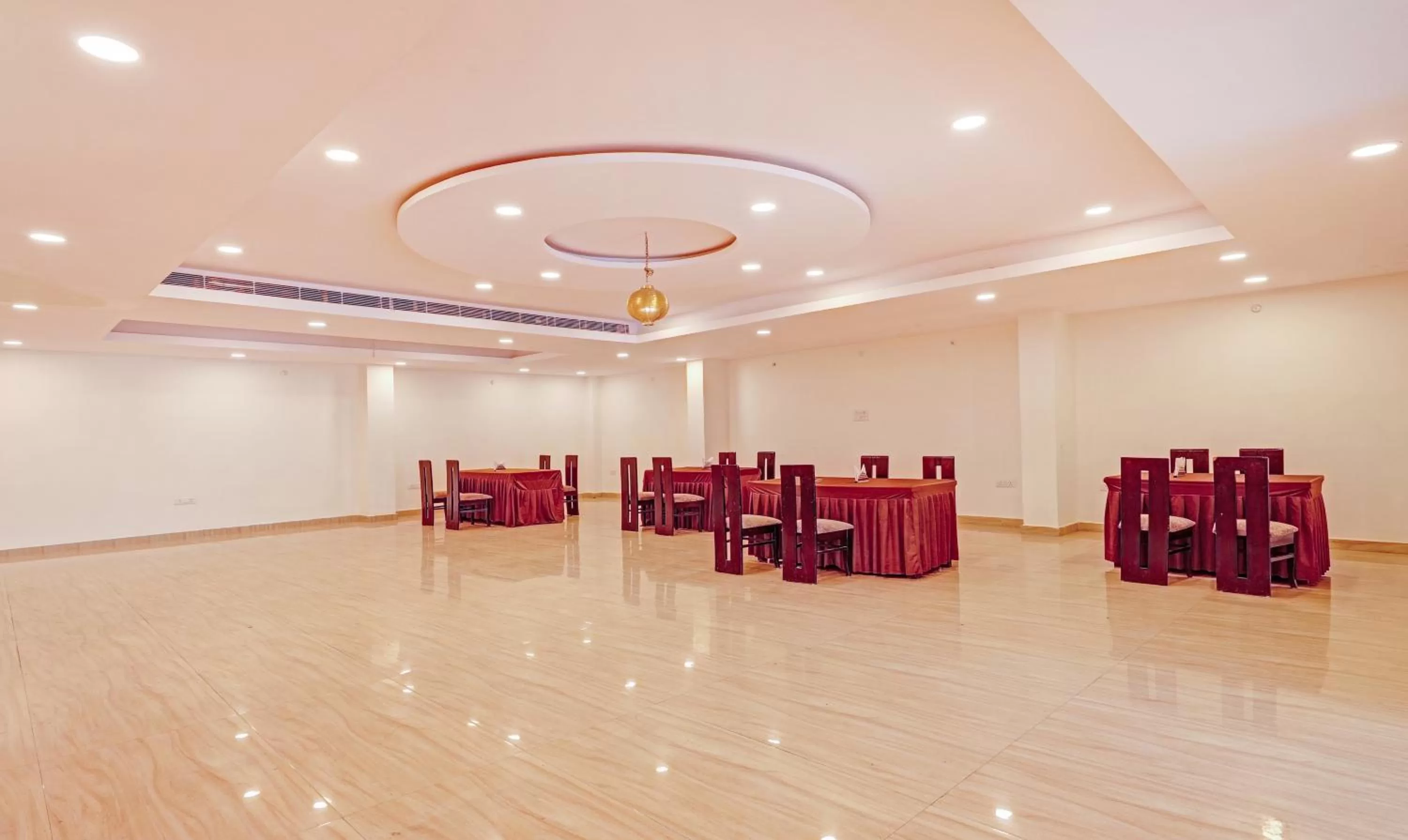 Banquet/Function facilities, Banquet Facilities in Treebo Trend Silver Stallion