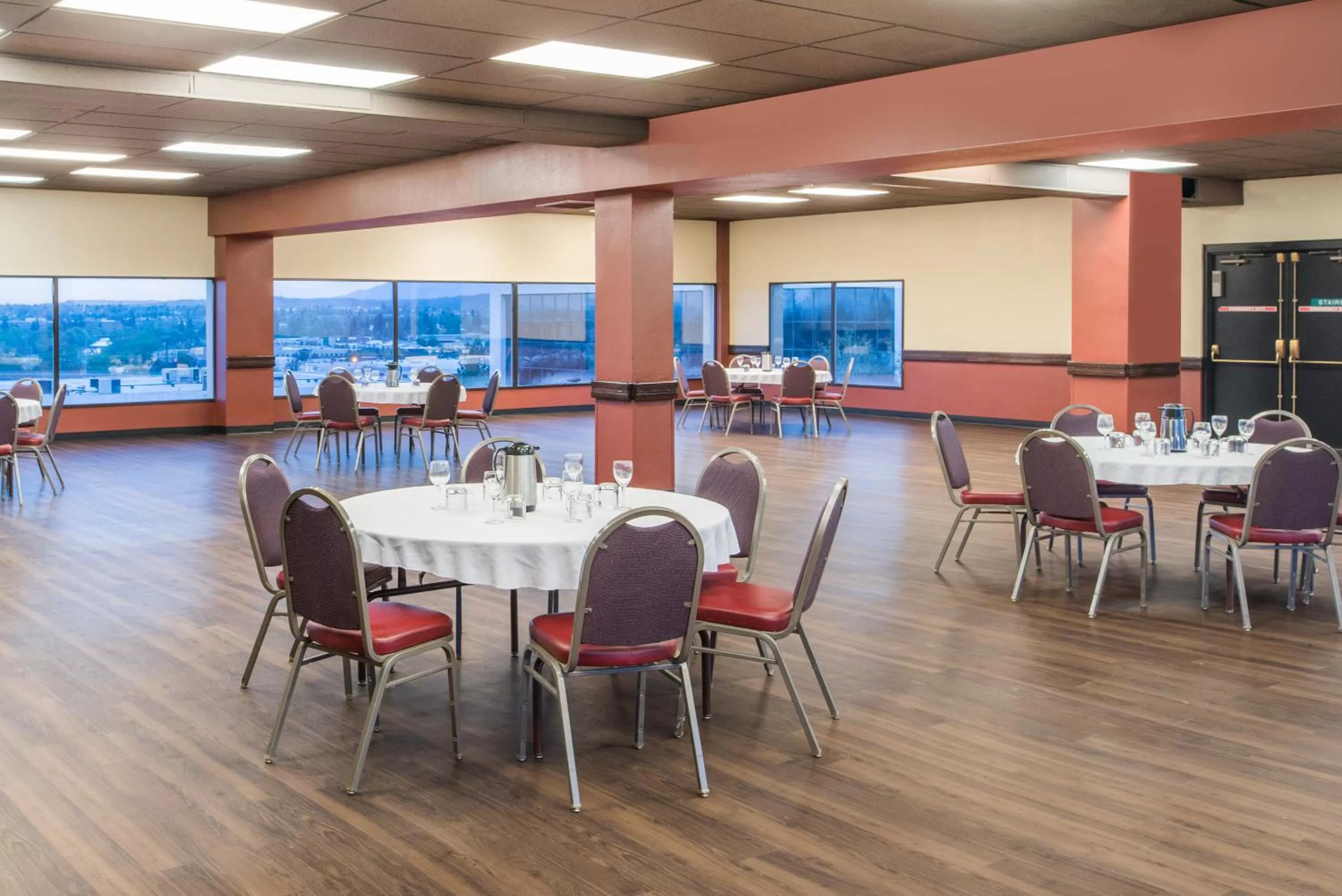 Banquet/Function facilities in Ramada by Wyndham Downtown Spokane