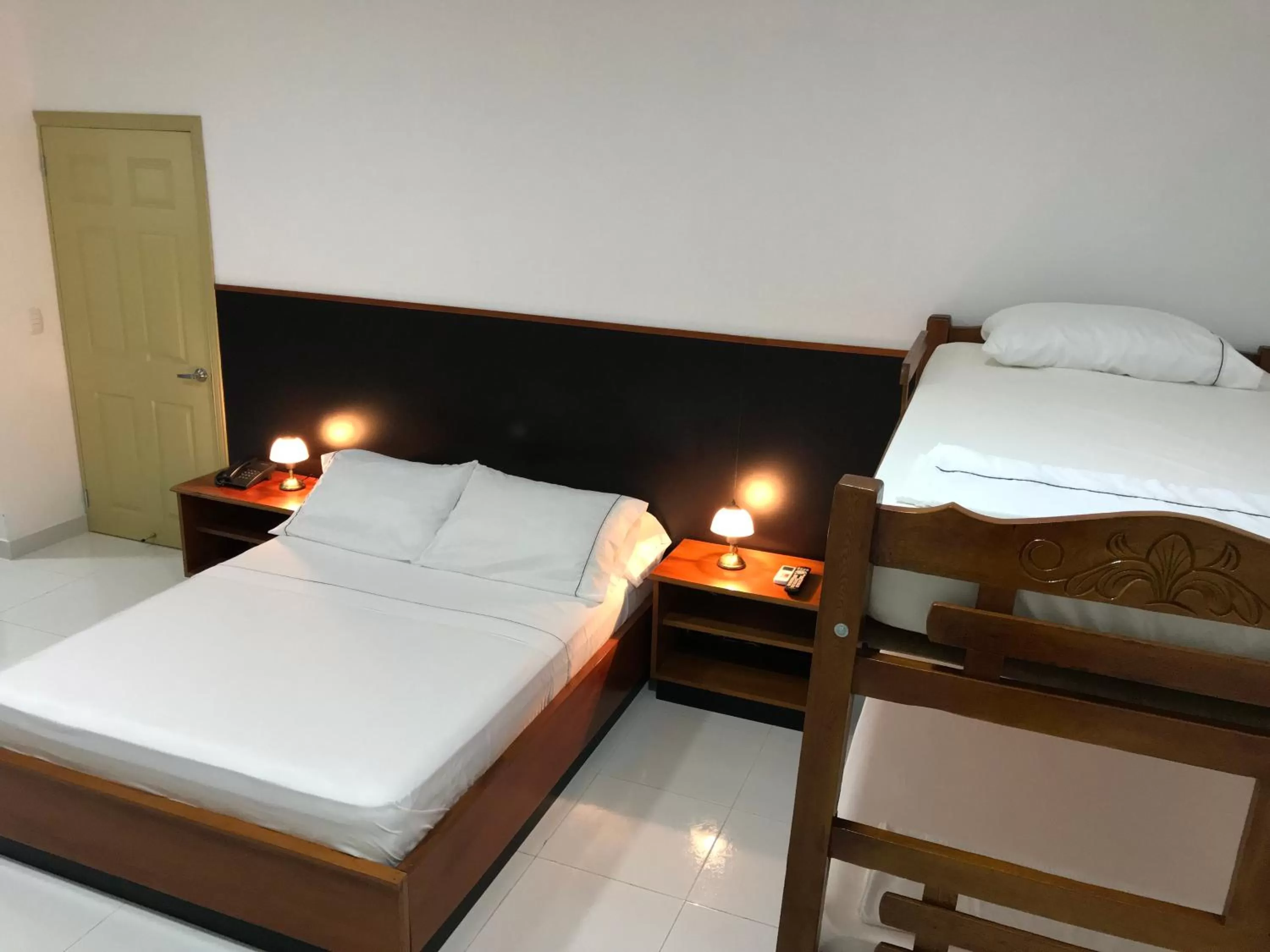 Bed in Hotel Boutique High Park