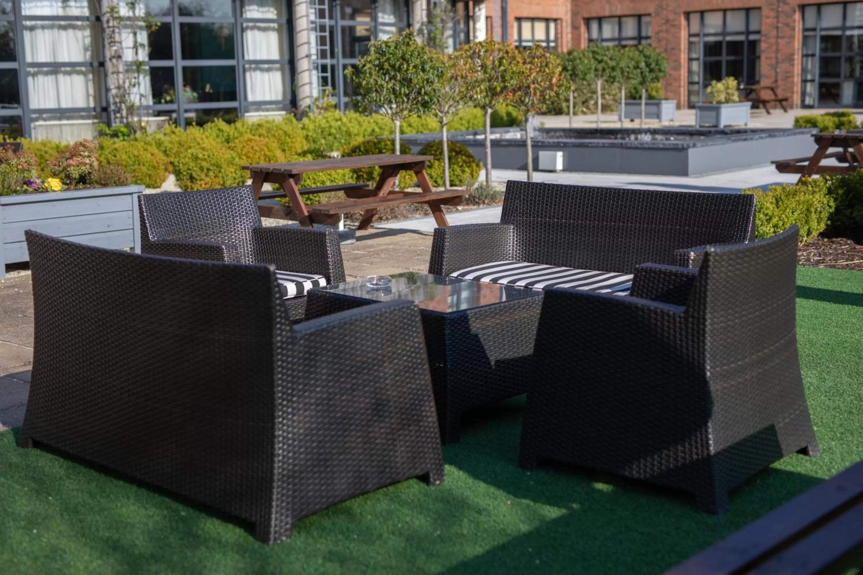 Patio in Castletroy Park Hotel