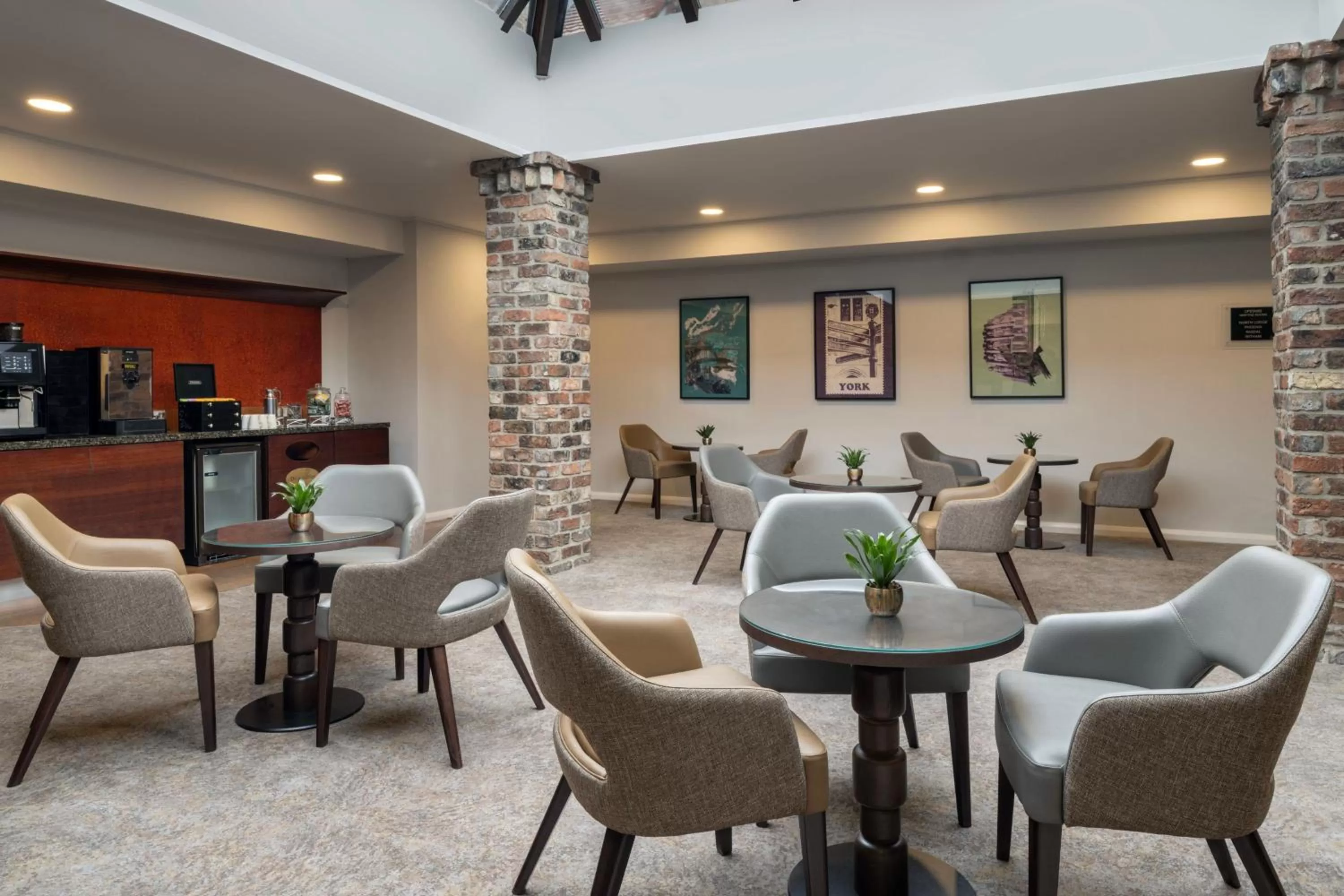 Meeting/conference room in Delta Hotels by Marriott York