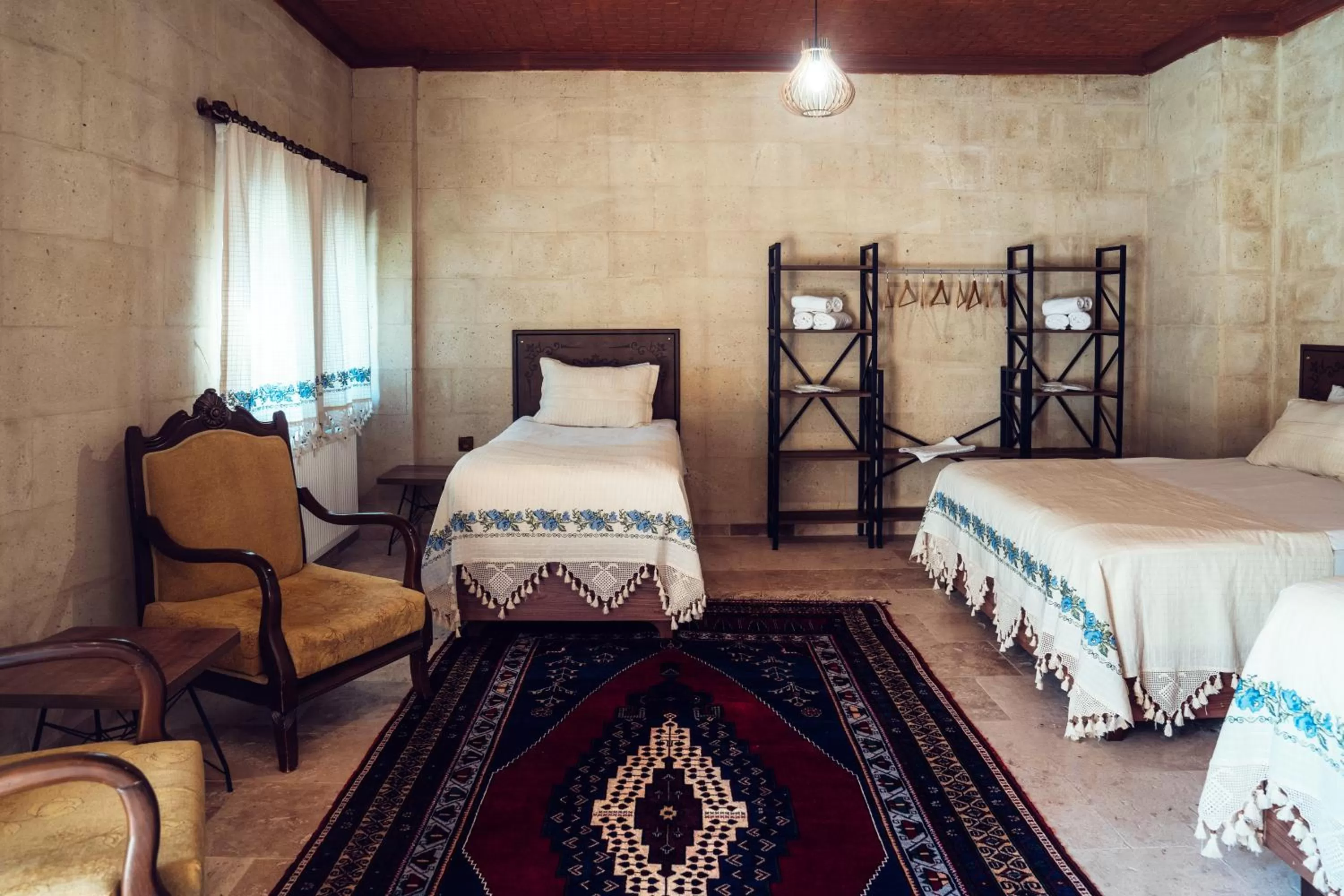 Bed in Azalea Terrace Cave Hotel