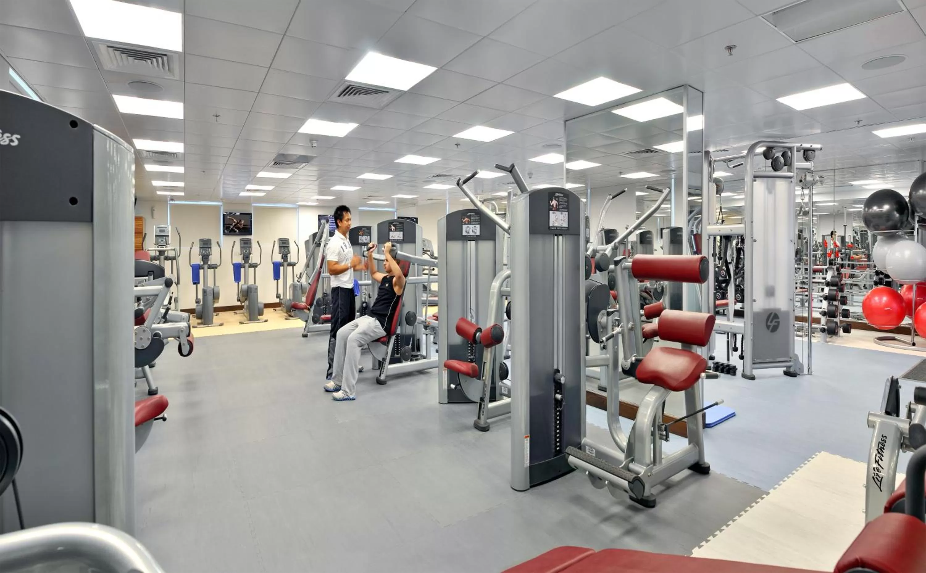 Fitness centre/facilities in City Premiere Hotel Apartments - Dubai