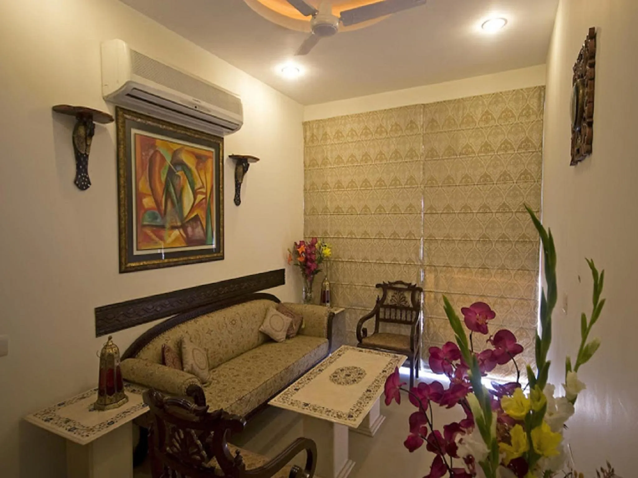 Lobby or reception in Red Maple Bed & Breakfast