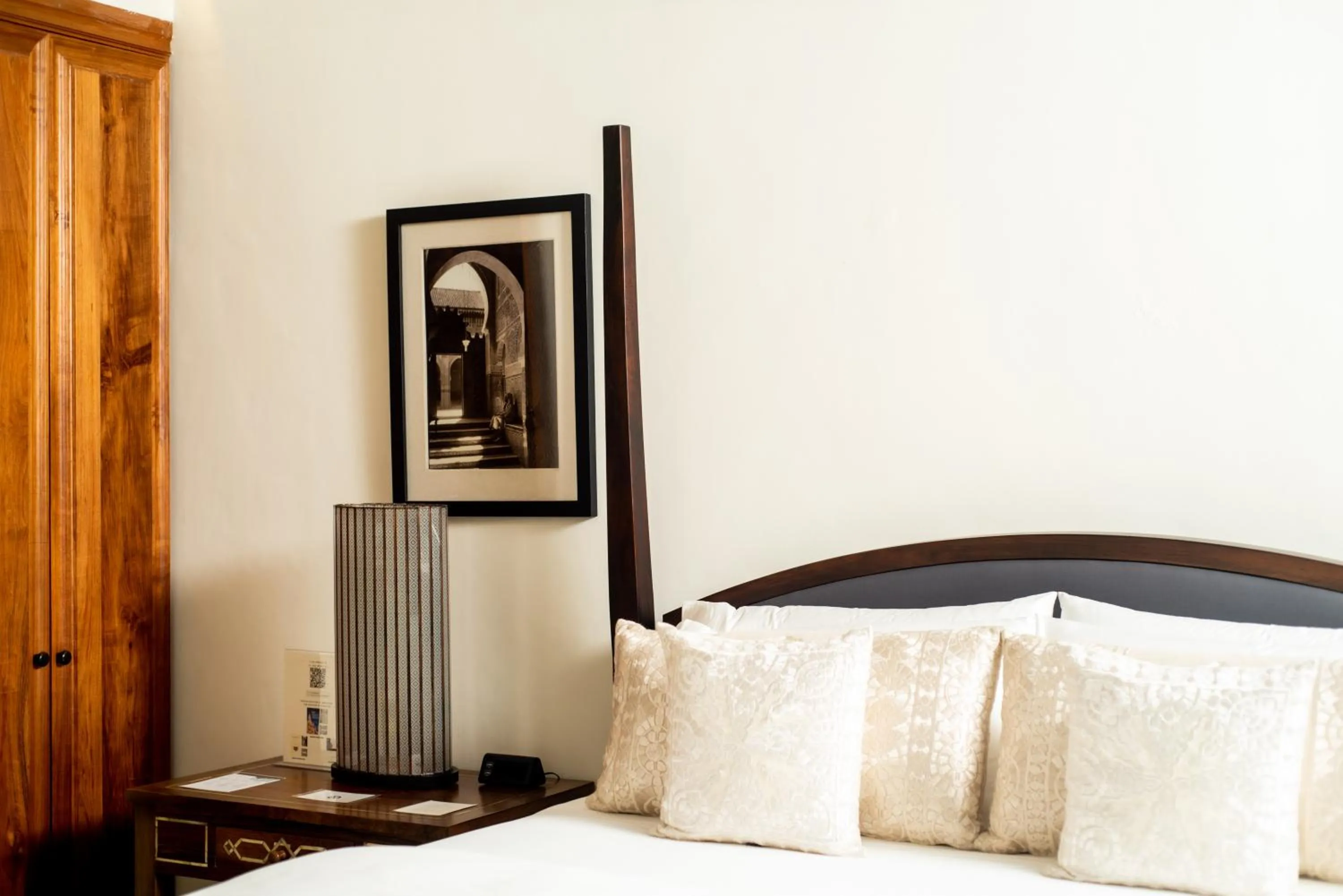 Bedroom, Bed in Hotel Casa Blanca 7