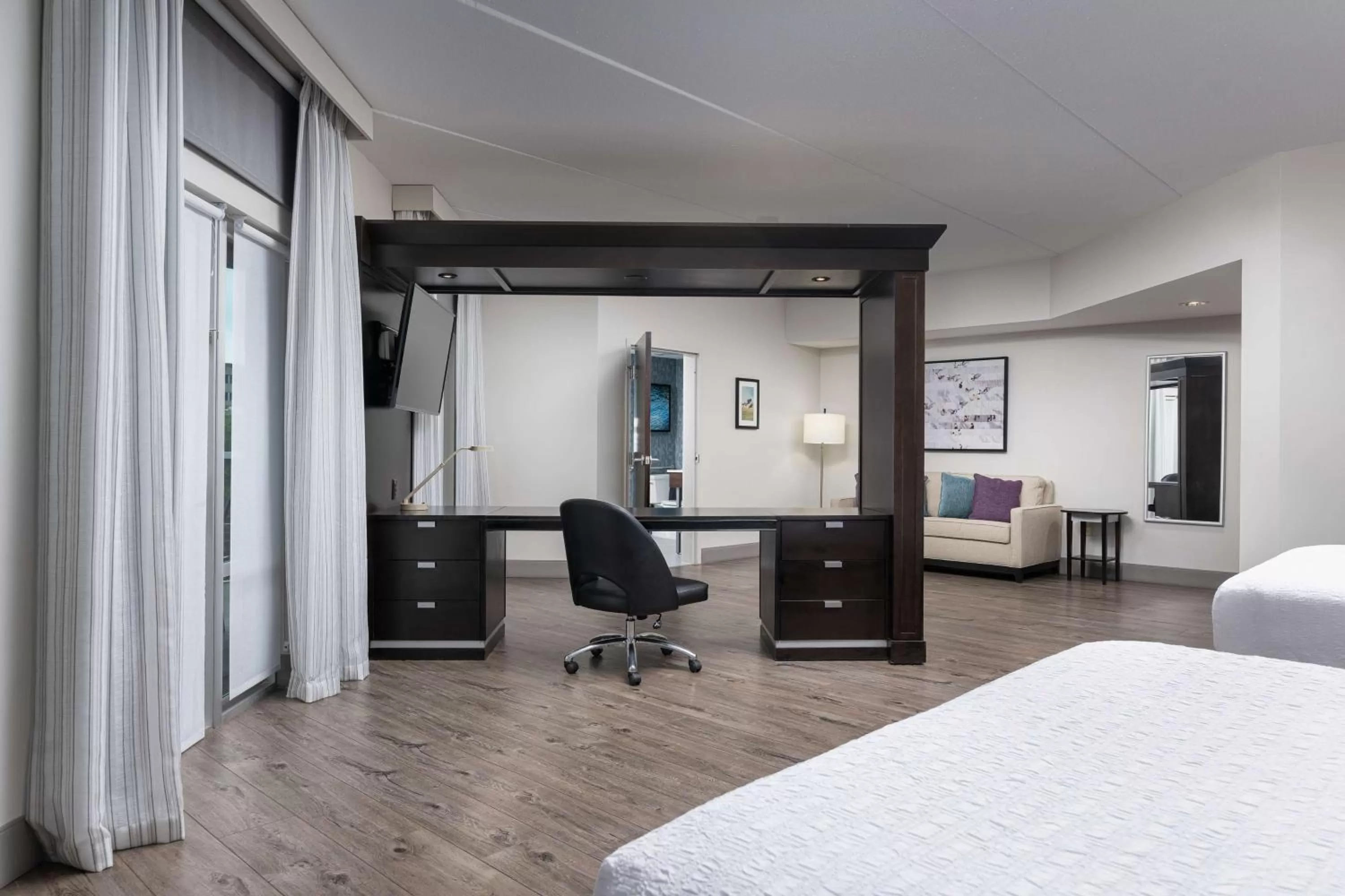 Bedroom, Bed in Hampton Inn & Suites Chattanooga Downtown