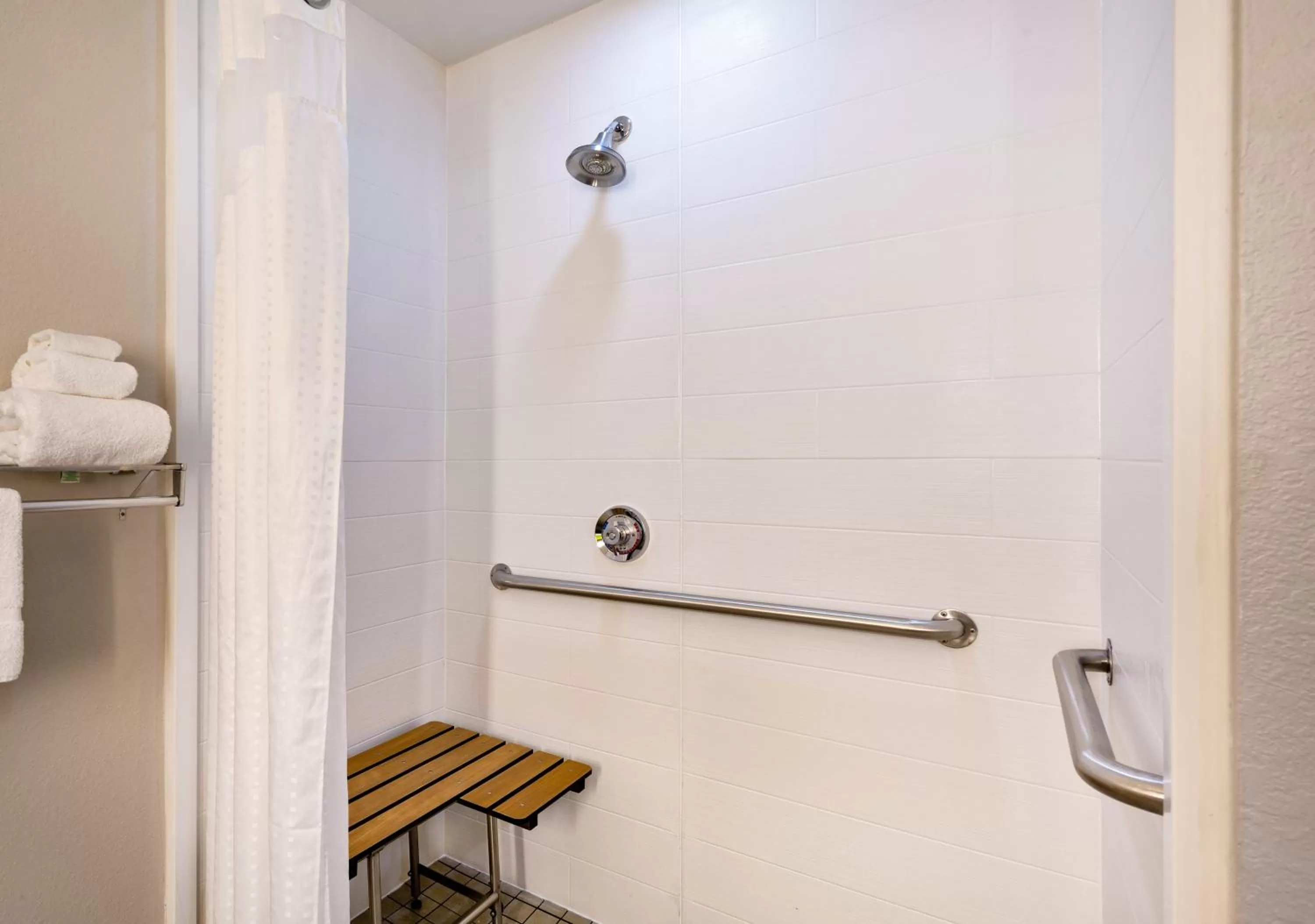 Bathroom in Holiday Inn Express Hotel & Suites Inverness by IHG