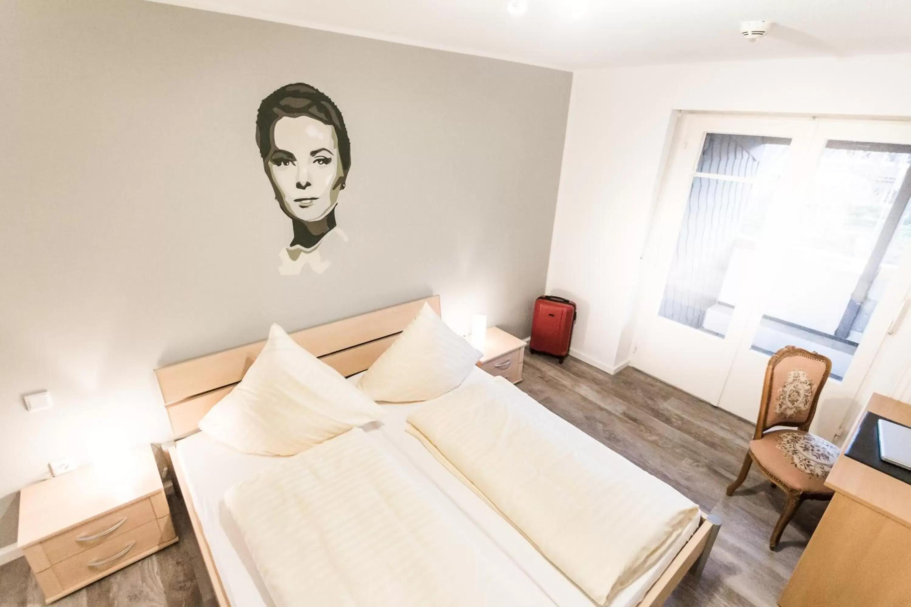 Double Room with Balcony - single occupancy in Hotel Rave Double Room with Balcony - single occupancy in Hotel Rave
