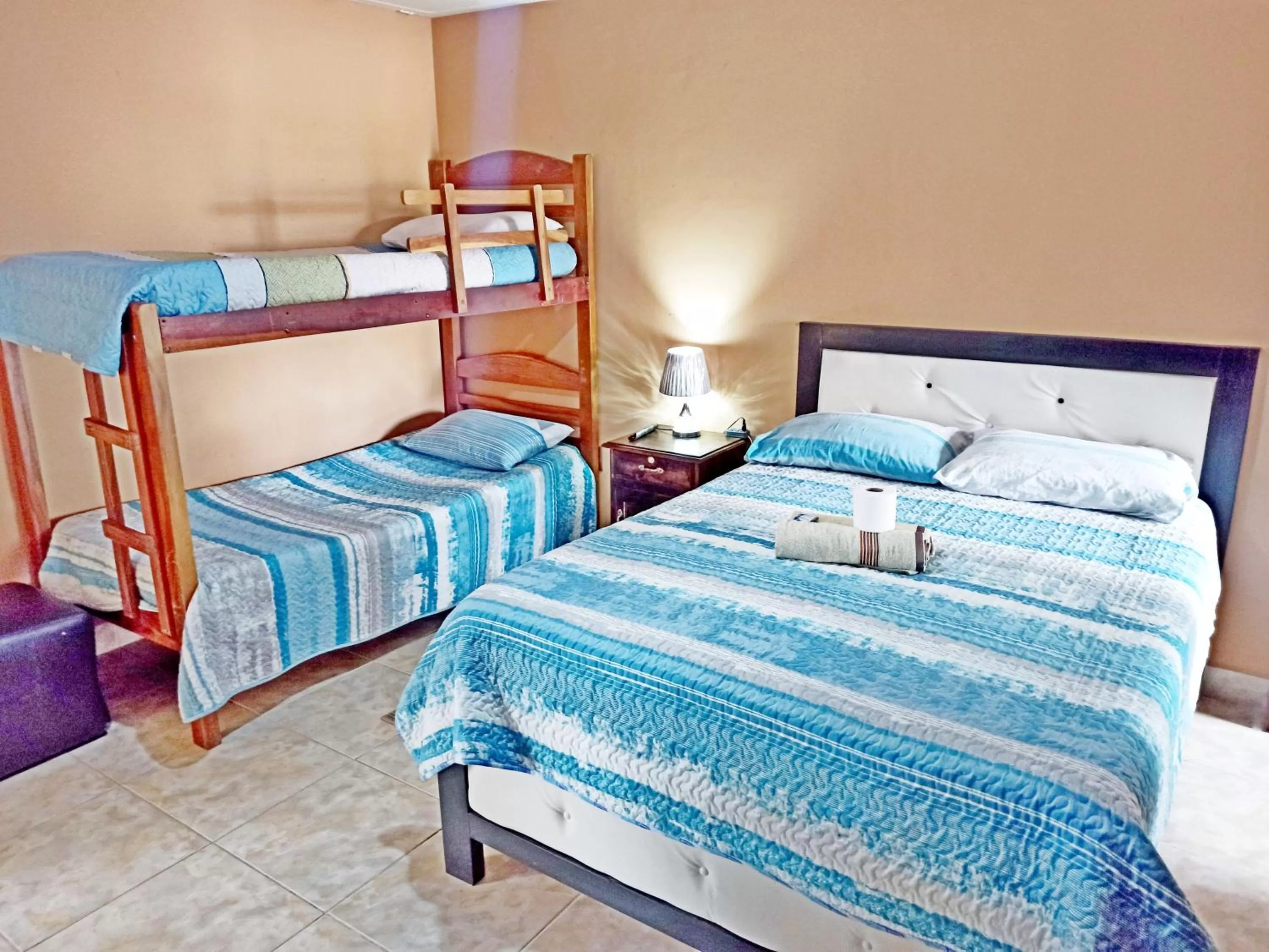 Bed in Residencial Moroni - Alojamiento en Cochabamba