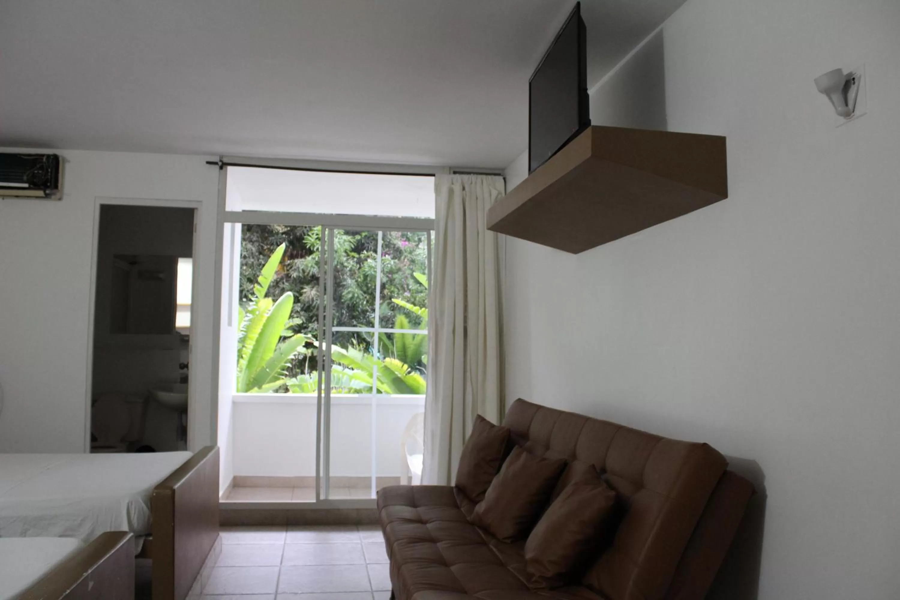 Photo of the whole room, Seating Area in Rio Escondido