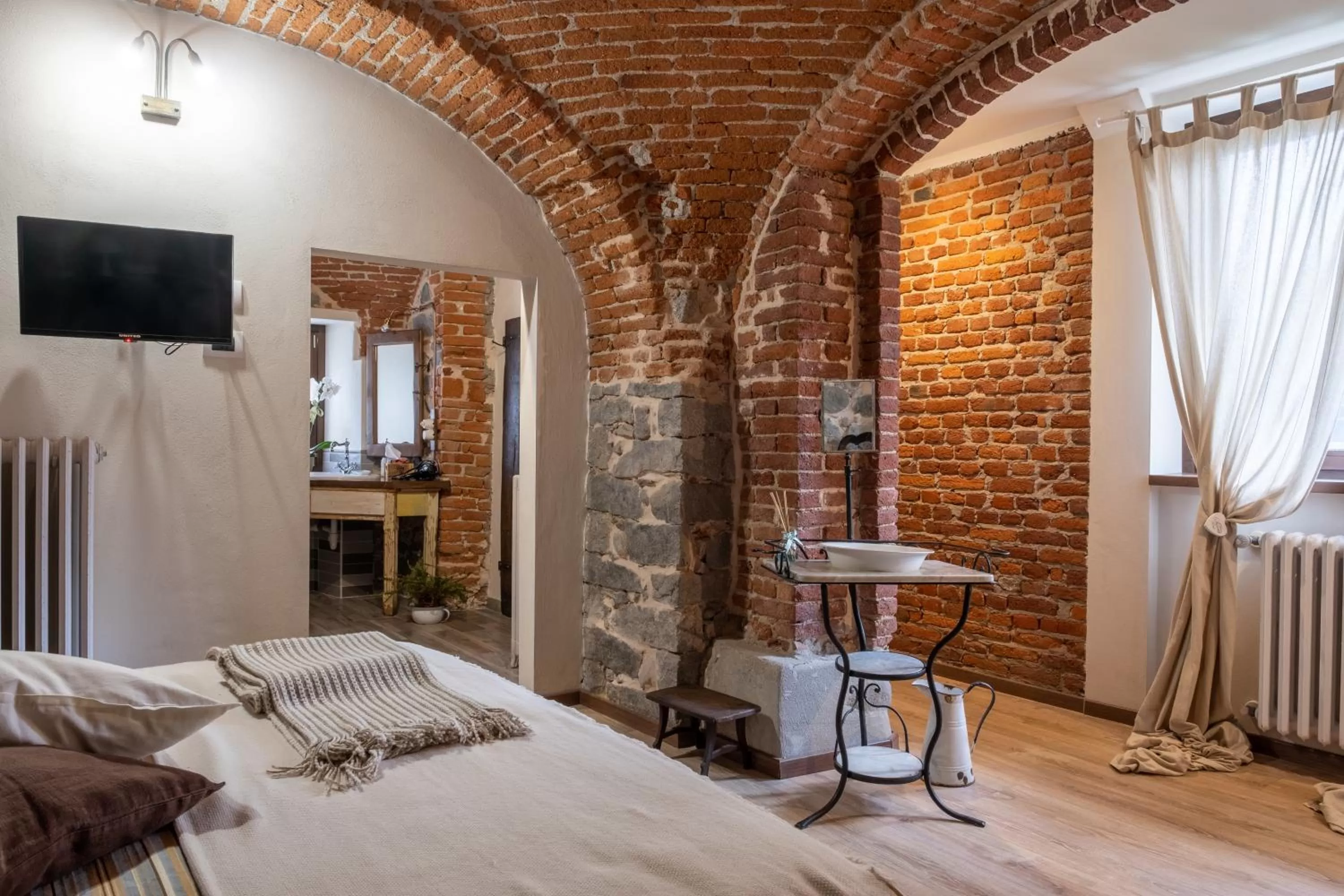 TV and multimedia, Bed in B&b Il Cortile